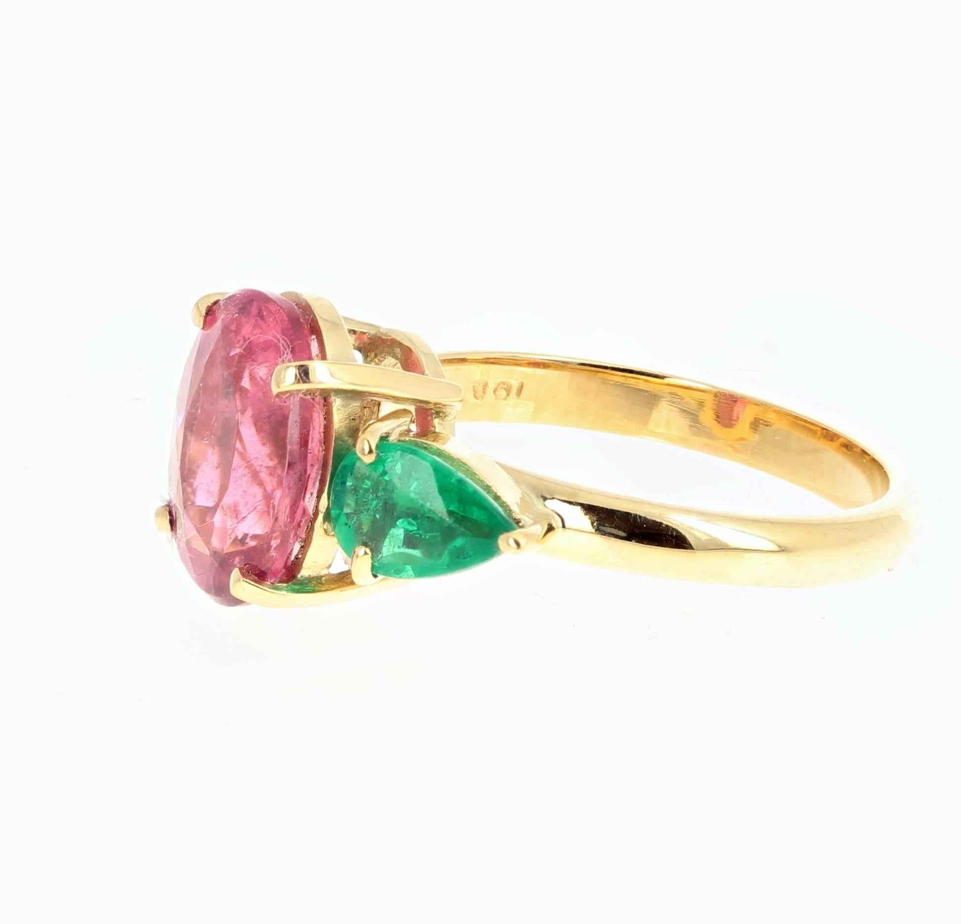 Emerald Cut AJD Elegant Glittering 2.7 Carat Tourmaline & Emerald 18 Kt Yellow Gold Ring For Sale