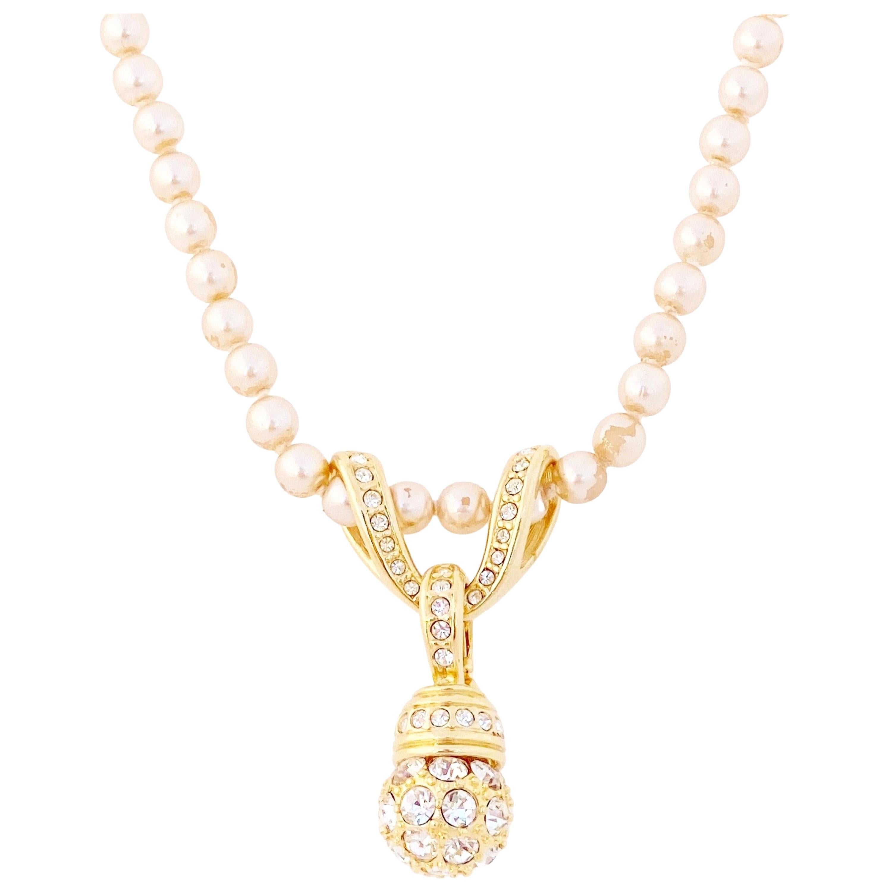 27" Champagne Pearl Necklace w Crystal Encrusted Pendant By Nolan Miller, 1980s For Sale