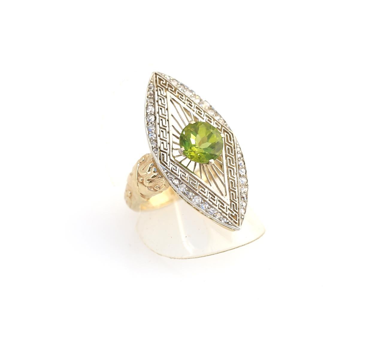 Art Deco 2.7 Ct Peridot Platinum Yellow Gold European Ring Boxed, 1900 For Sale