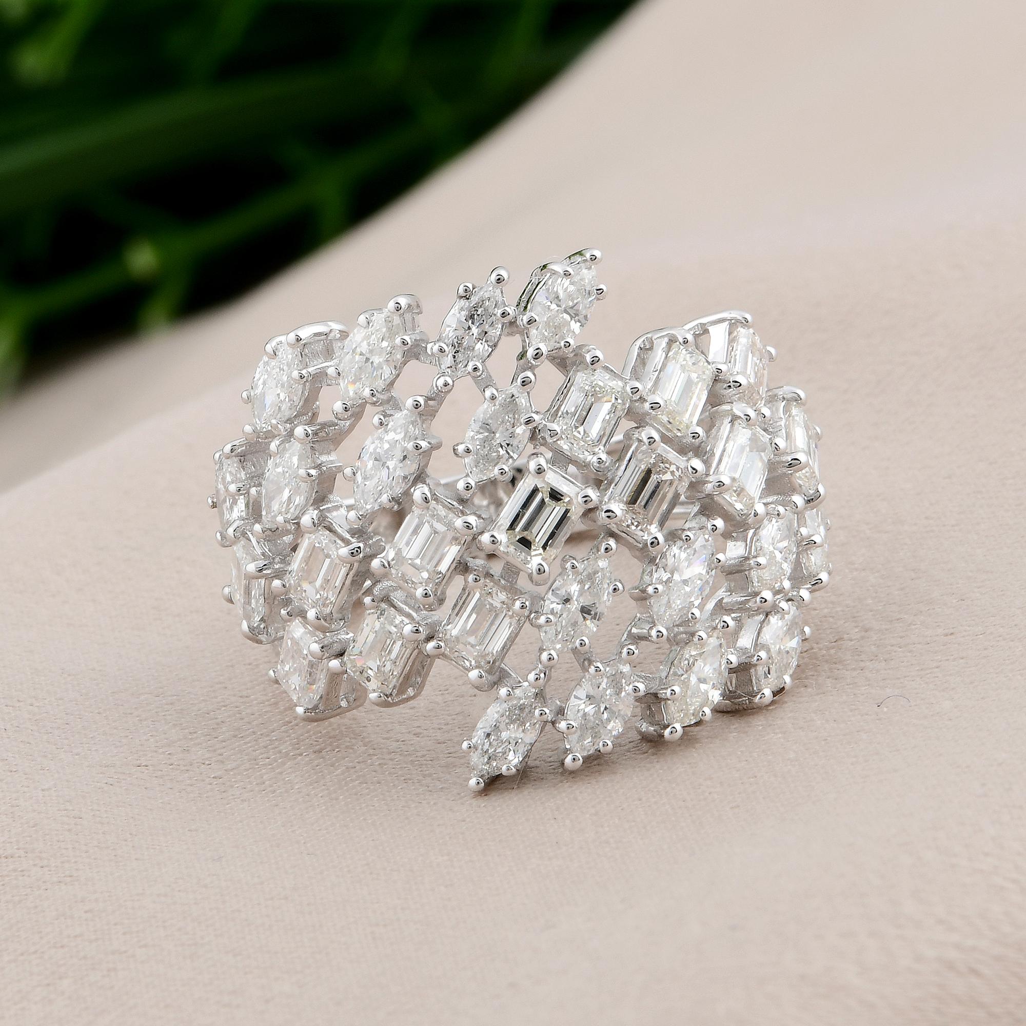 2,7 Karat SI Reinheit HI Farbe Smaragd & Marquise Diamant Ring 18 Karat Weißgold (Moderne) im Angebot
