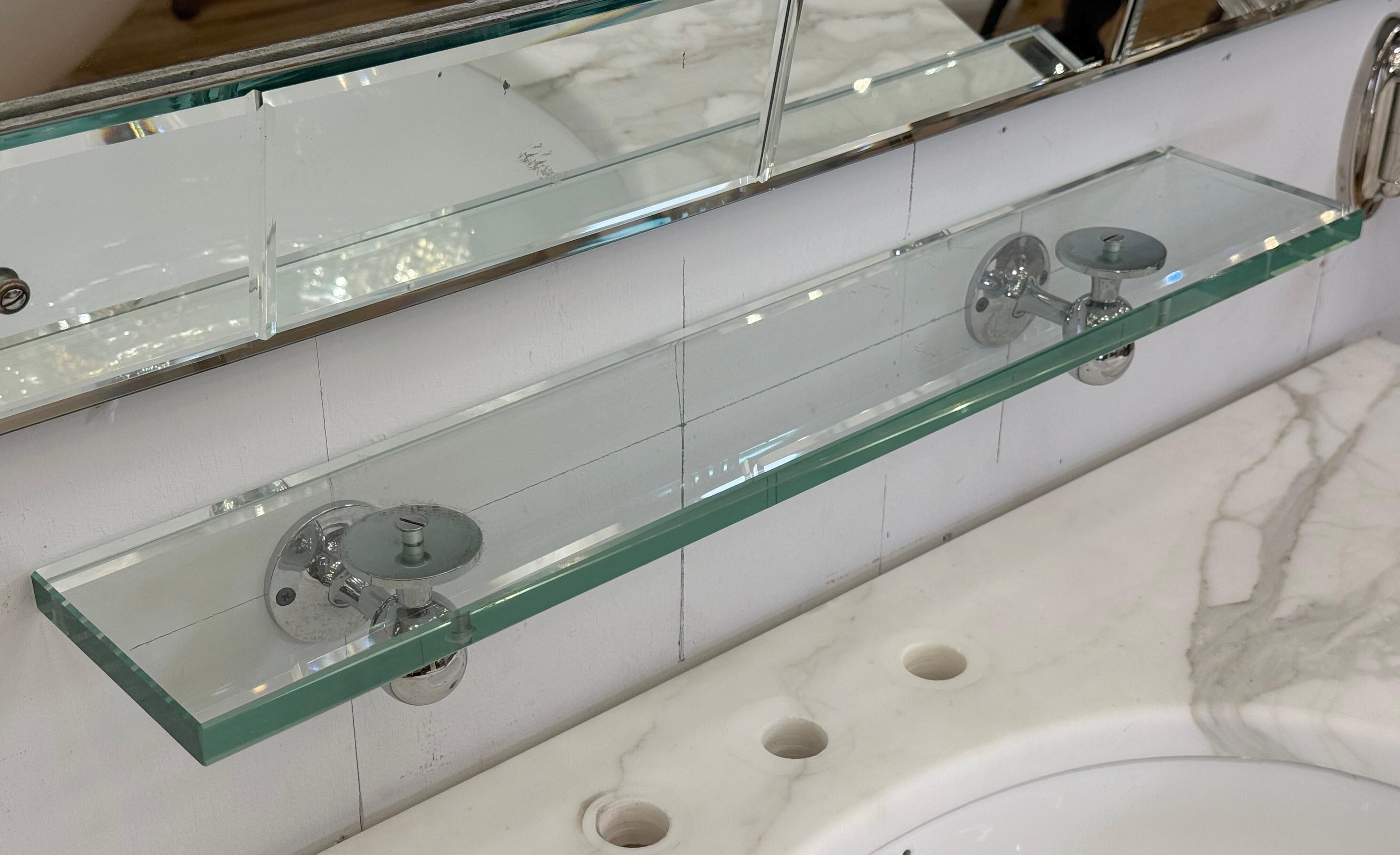 Ottone 27 in. Mensola da parete rettangolare in vetro trasparente e cromo in vendita
