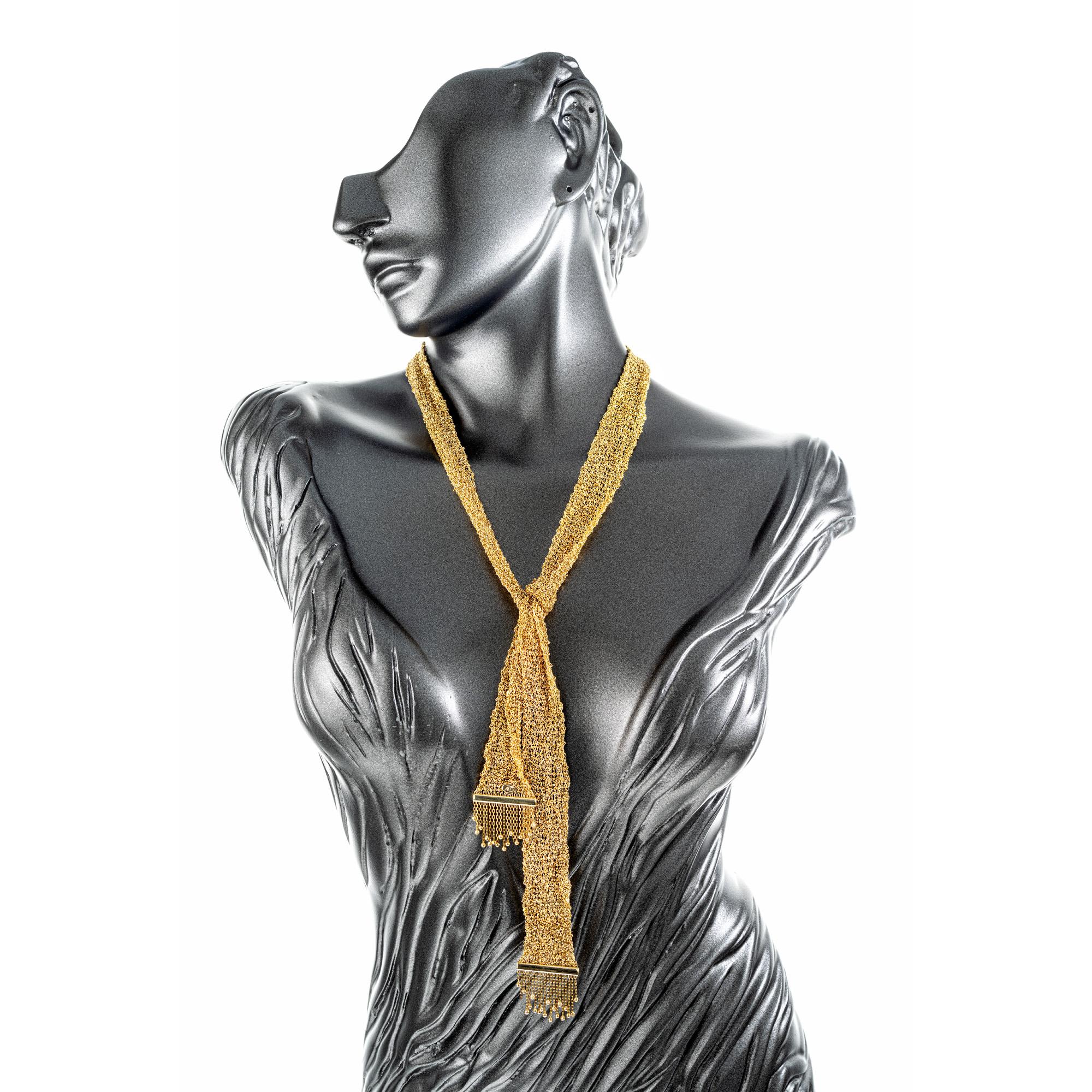 27 Inch Wide 14k Yellow Gold Mesh Chain Tassels Necklace For Sale 1