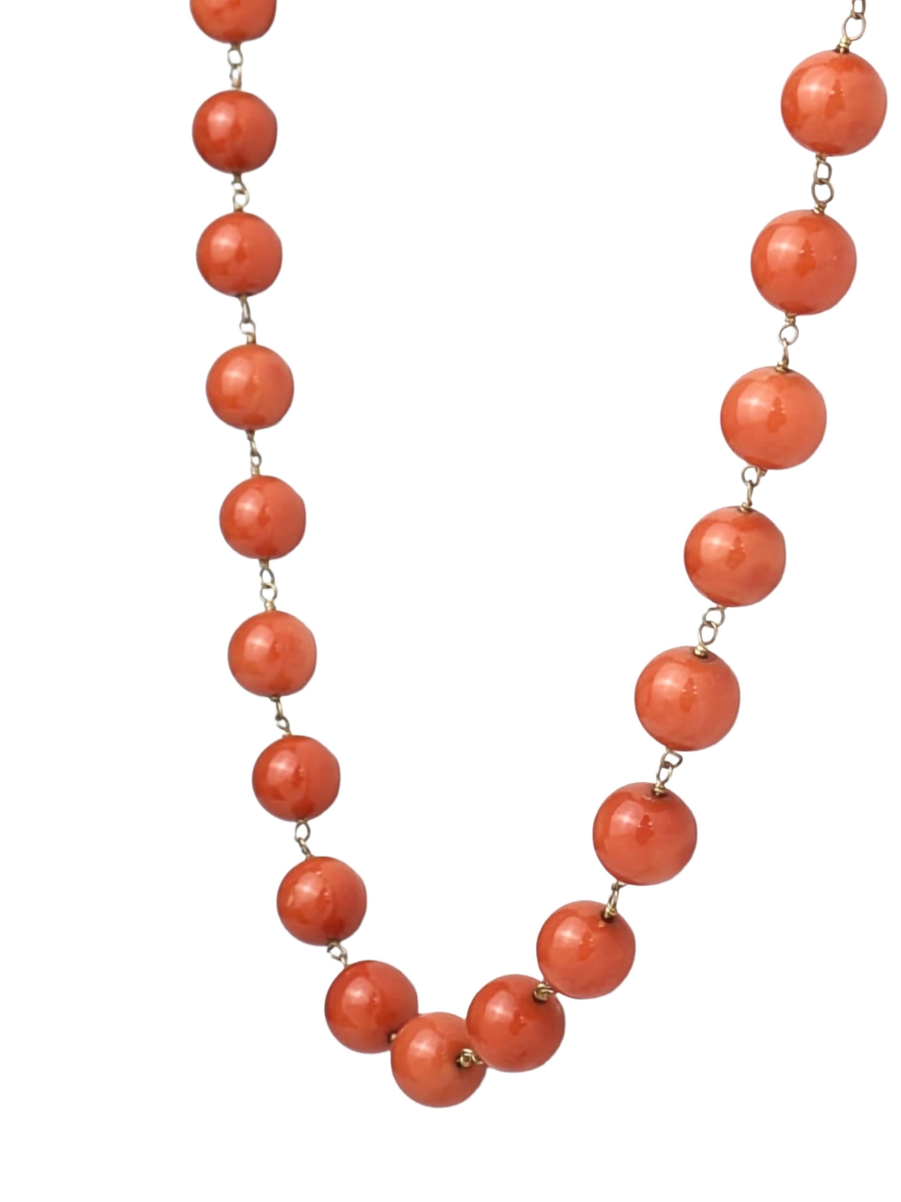 Perlina Collana di perle di corallo rosso da 27