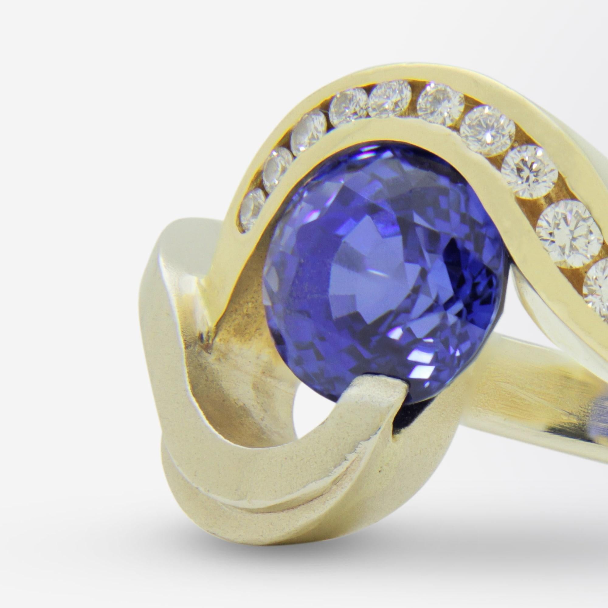 2,70 Karat Blauer Ceylon Saphir & Diamant Ring für Damen oder Herren im Angebot