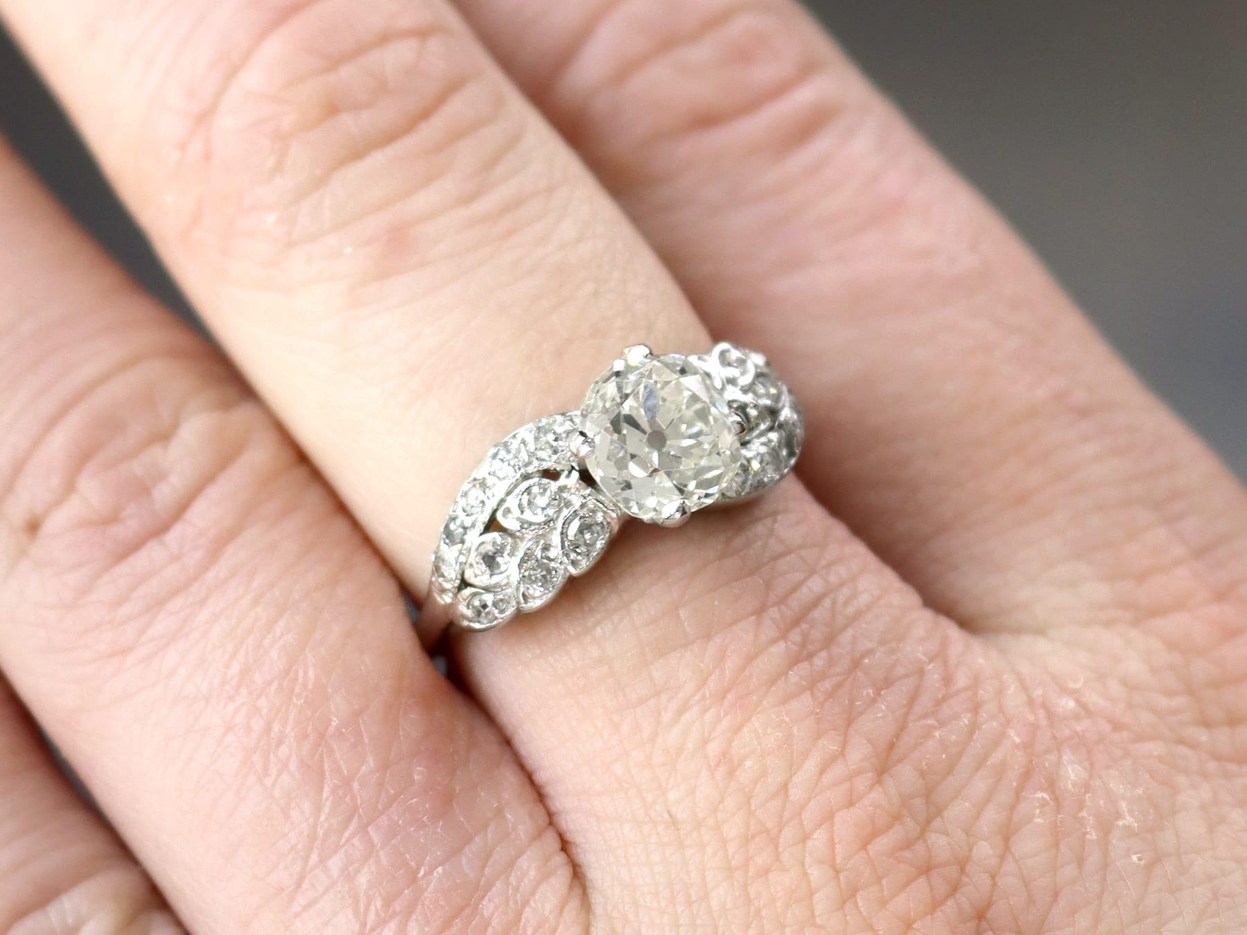 Round Cut 2.70 Carat Diamond White Gold Platinum Set Twist Ring For Sale