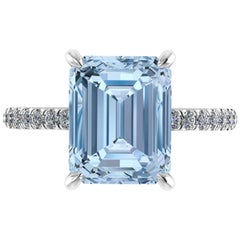 2.70 Carat Emerald Aquamarine  Pave Diamond Platinum Cocktail Ring