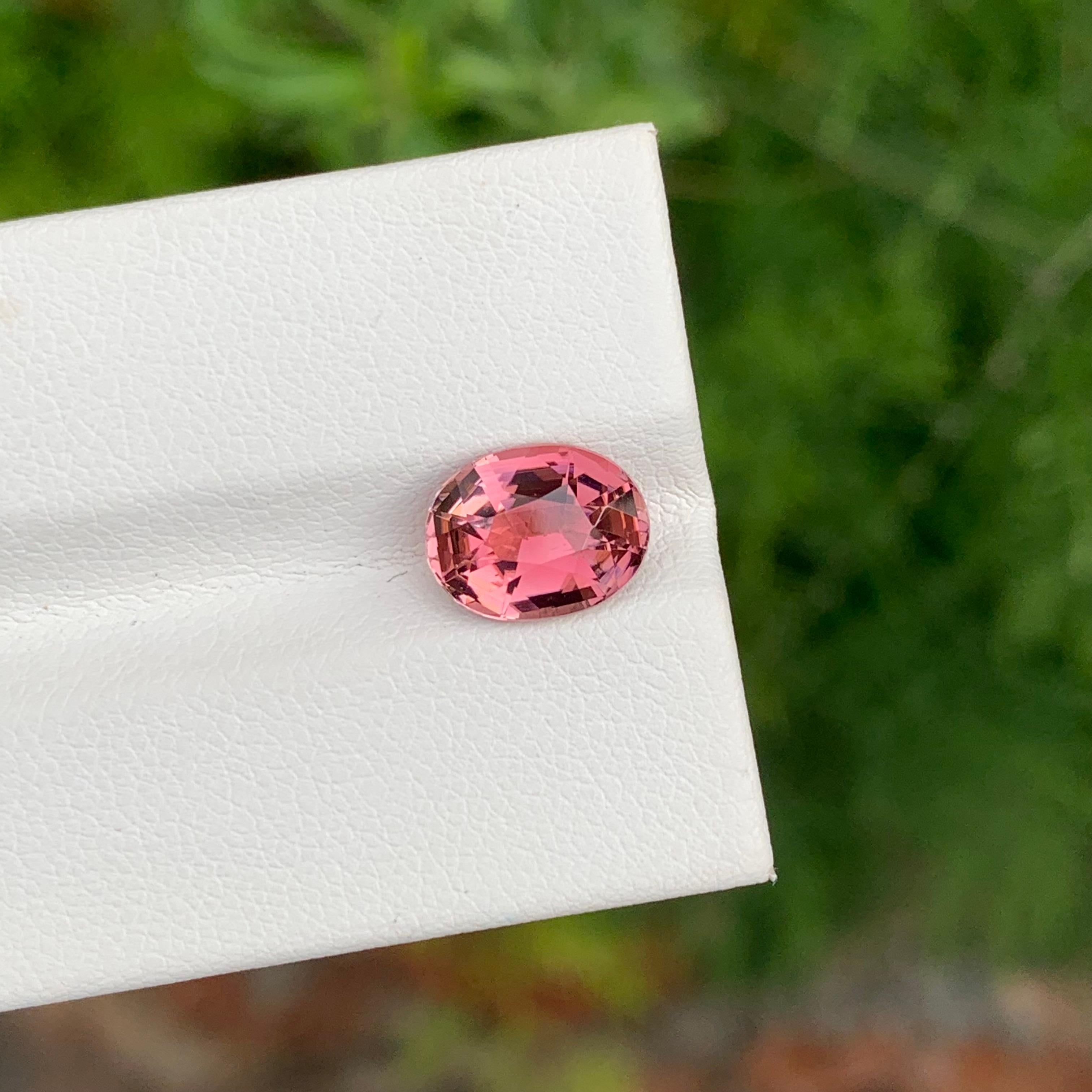 Oval Cut 2.70 Carat Natural Hot Pink Loose Tourmaline Oval Shape Gem For Wedding Ring For Sale