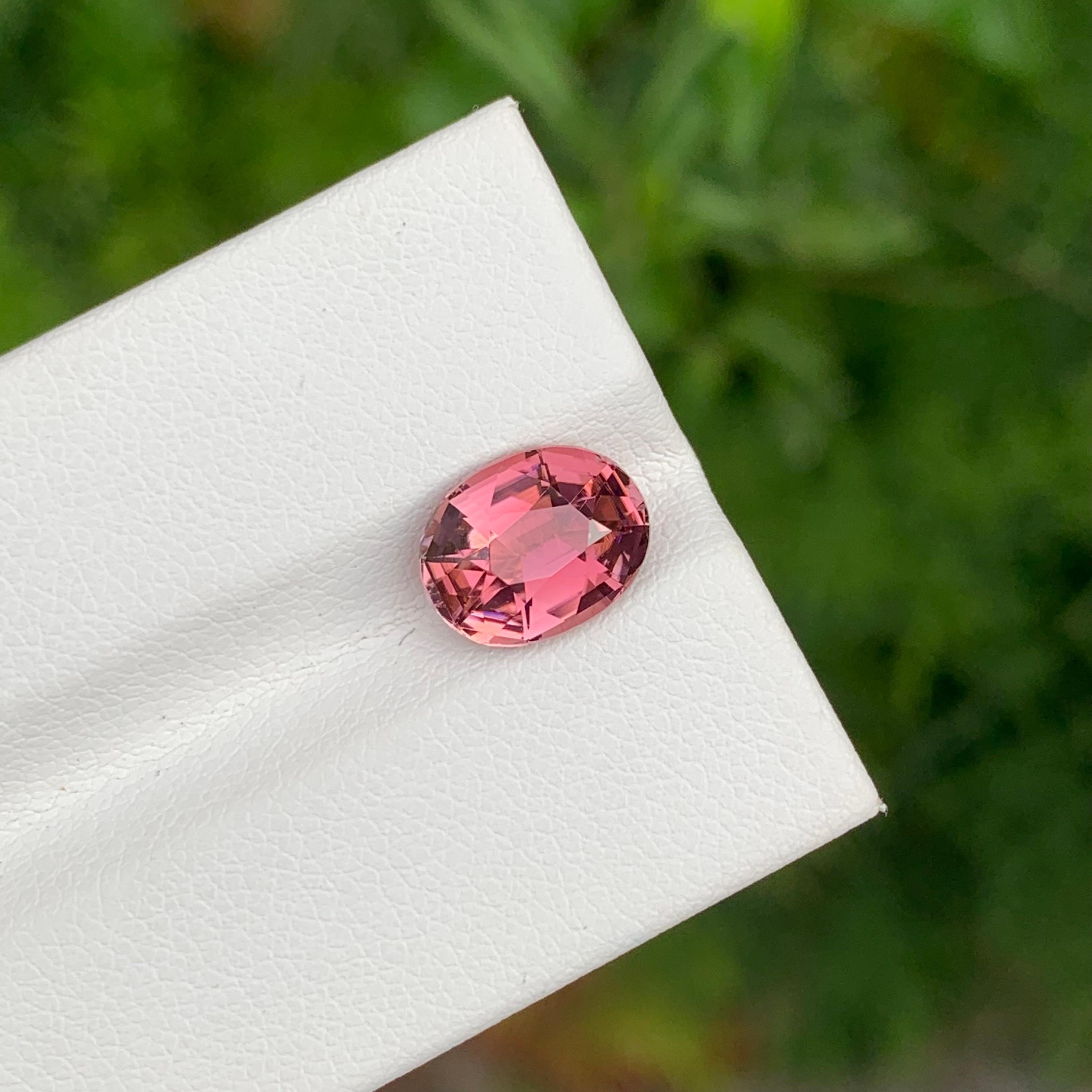 Women's or Men's 2.70 Carat Natural Hot Pink Loose Tourmaline Oval Shape Gem For Wedding Ring For Sale