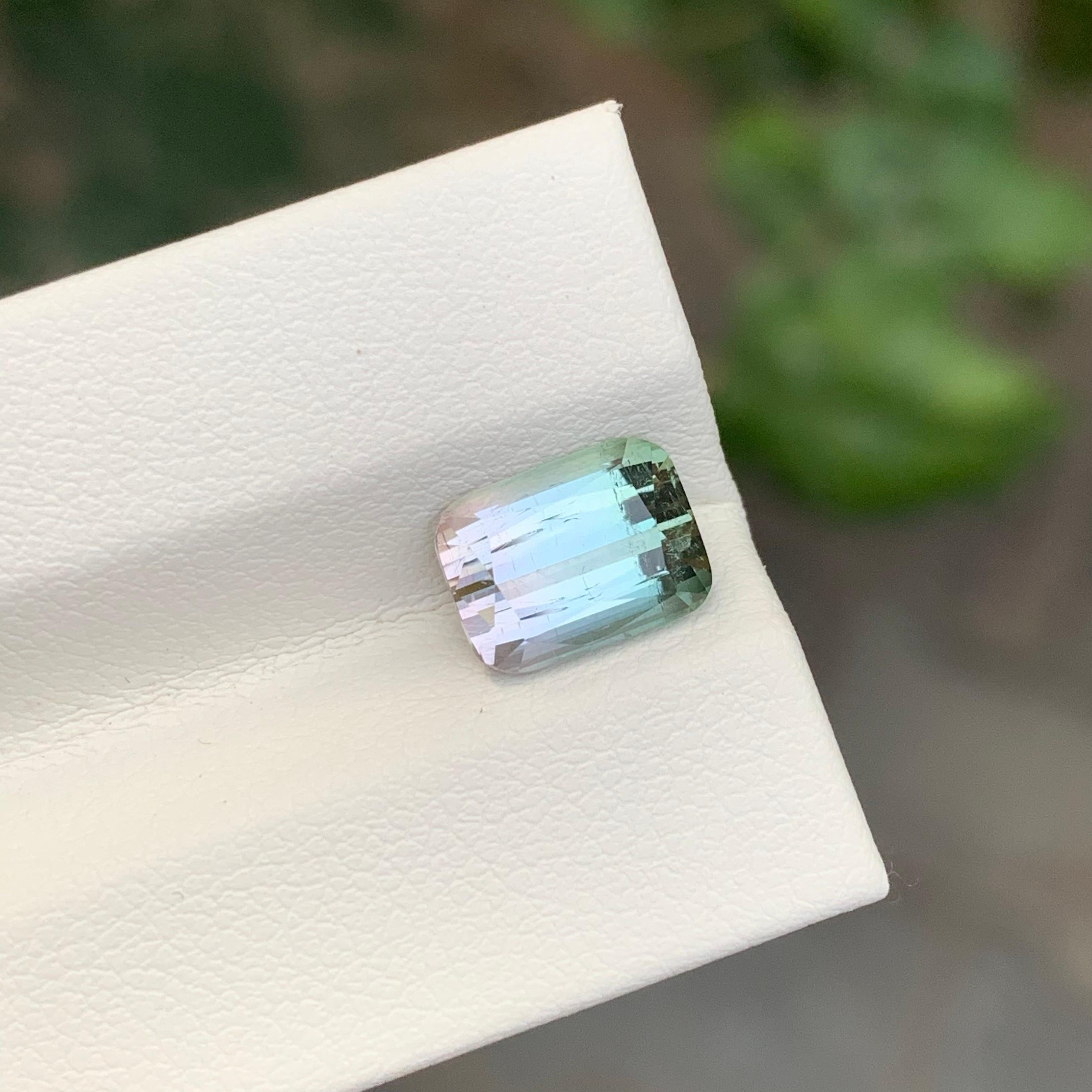 2.70 Carat Natural Loose Bi Colour Tourmaline Cushion Shape Gemstone (pierre précieuse en forme de coussin) Neuf - En vente à Peshawar, PK
