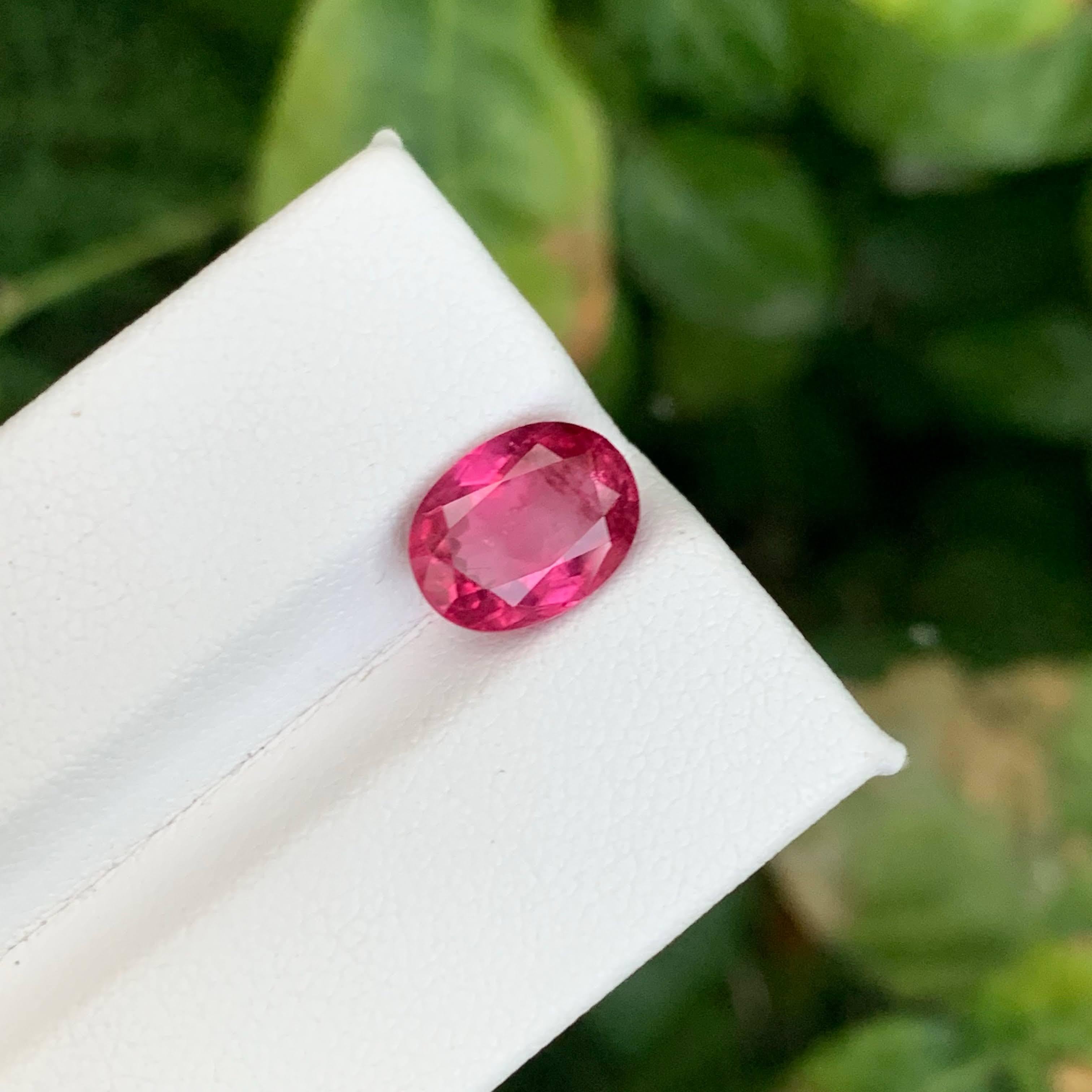 2.70 Carat Natural Loose Bubblegum Pink Tourmaline Oval Cut Afghan Gemstone For Sale 4