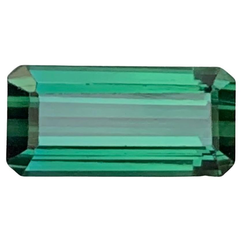 2,70 Quilates Natural Turmalina Verde Oscura Suelta Gema Forma Esmeralda Para Joyería