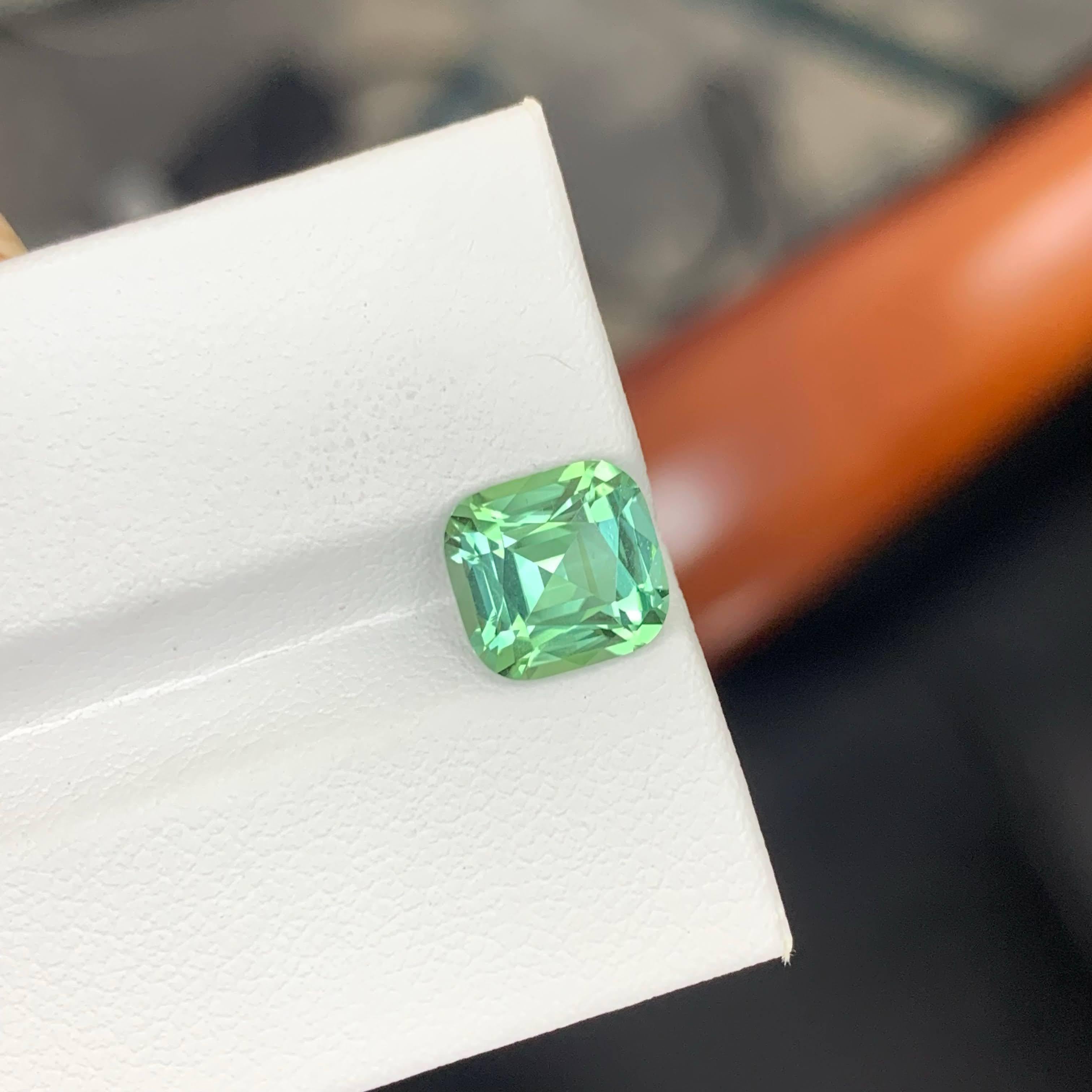 2.70 Carati di tormalina verde laguna naturale sfusa con taglio a cuscino Gemma afgana in vendita 4
