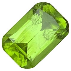 2.70 Carat Natural Loose Peridot Long Cushion Shape Gem For Ring 