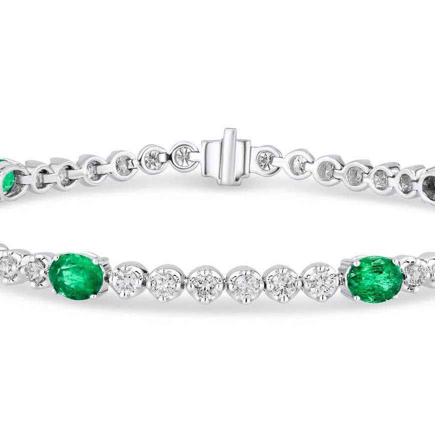 Women's 2.70 Carat Oval Cut Emerald and Diamond Tennis Bracelet in 14k White Gold ref504 For Sale