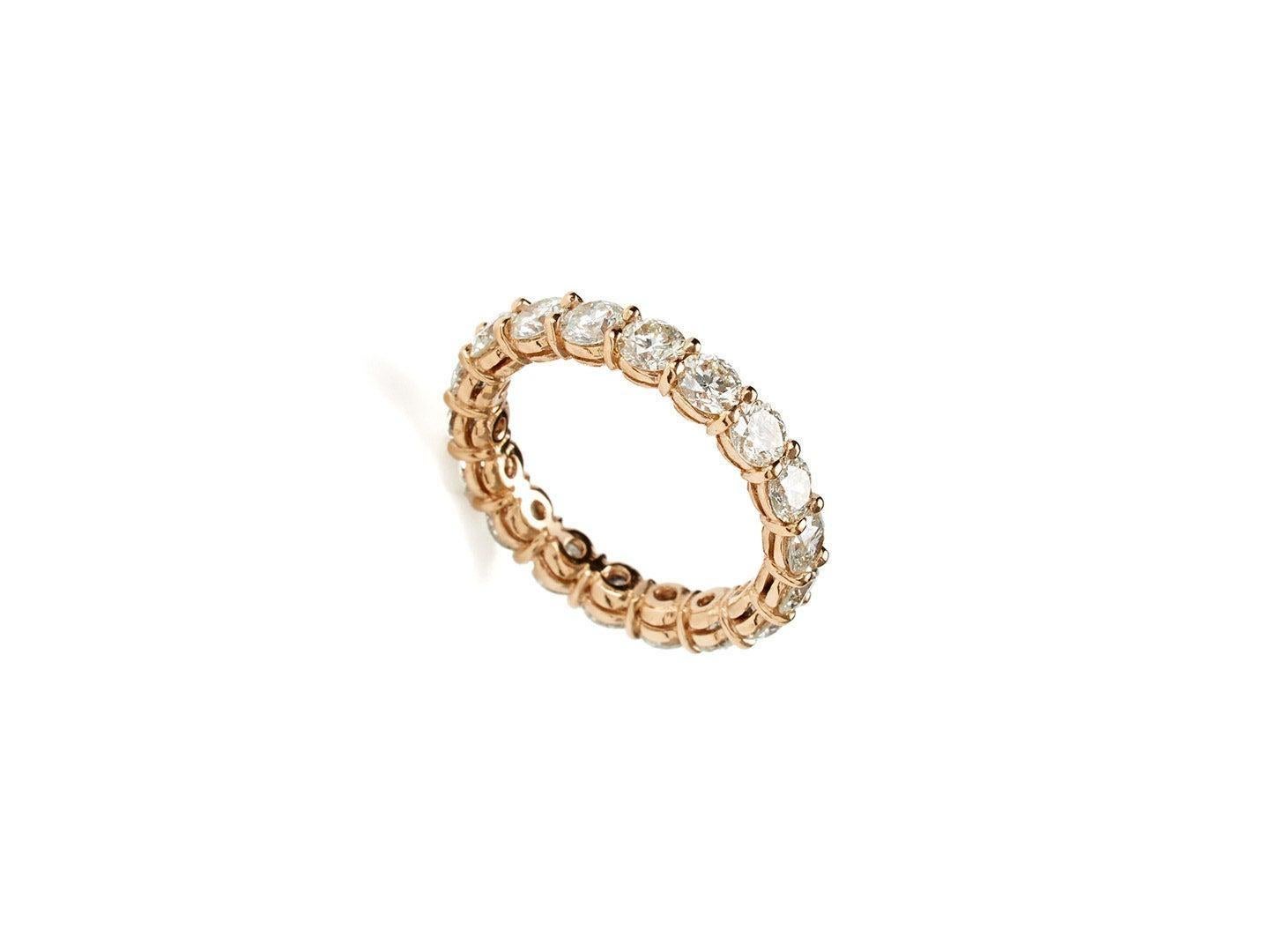 Round Cut 2.70 Carat Rose Gold Eternity Band Ring For Sale
