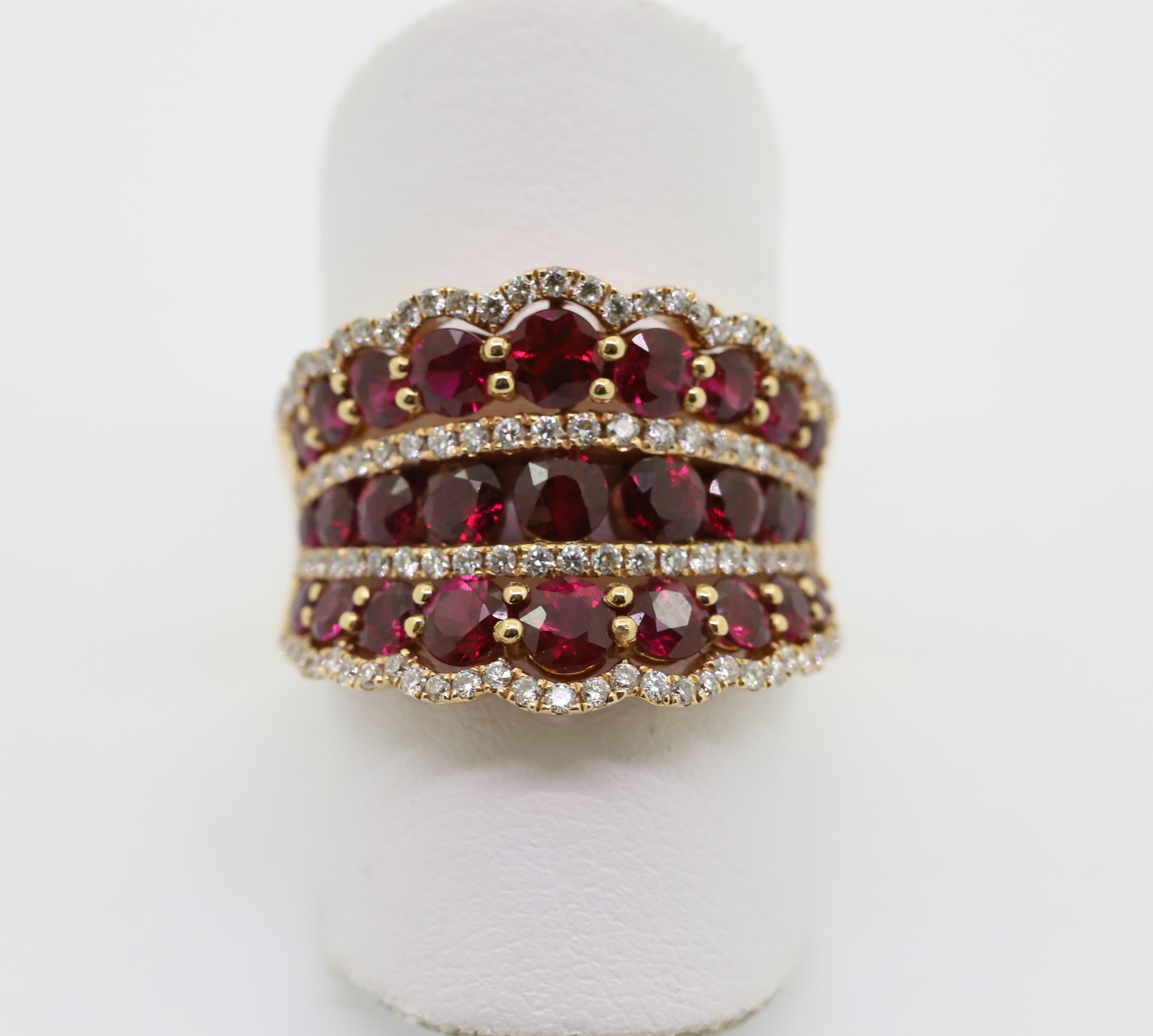 An elegant ring, whit 27 rubies 2.70 Carat separated to white diamonds for 0.49 Carat.
Ring in pink gold 18Kt.

Object made in Italy.