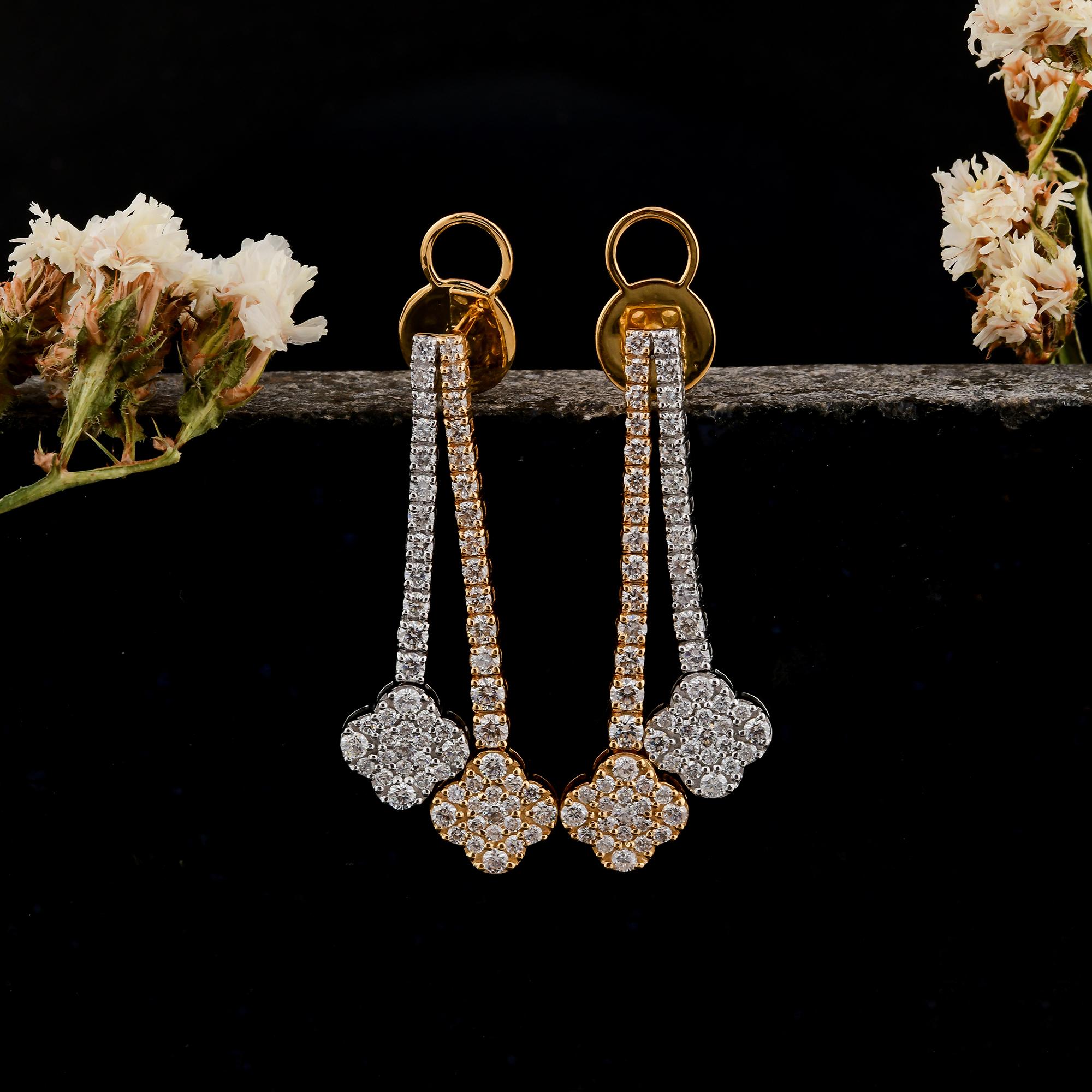 2,70 Karat SI Reinheit HI Farbe Diamant Gelb Weißgold Kleeblatt Design Ohrringe (Moderne) im Angebot