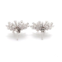 2.70 Carats Diamond Snowflakes 18 Karat Gold Stud Earrings