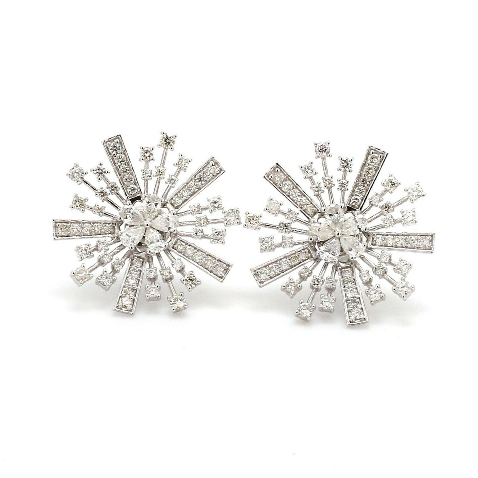Mixed Cut 2.70 Carats Diamond Snowflakes 18 Karat Gold Stud Earrings For Sale
