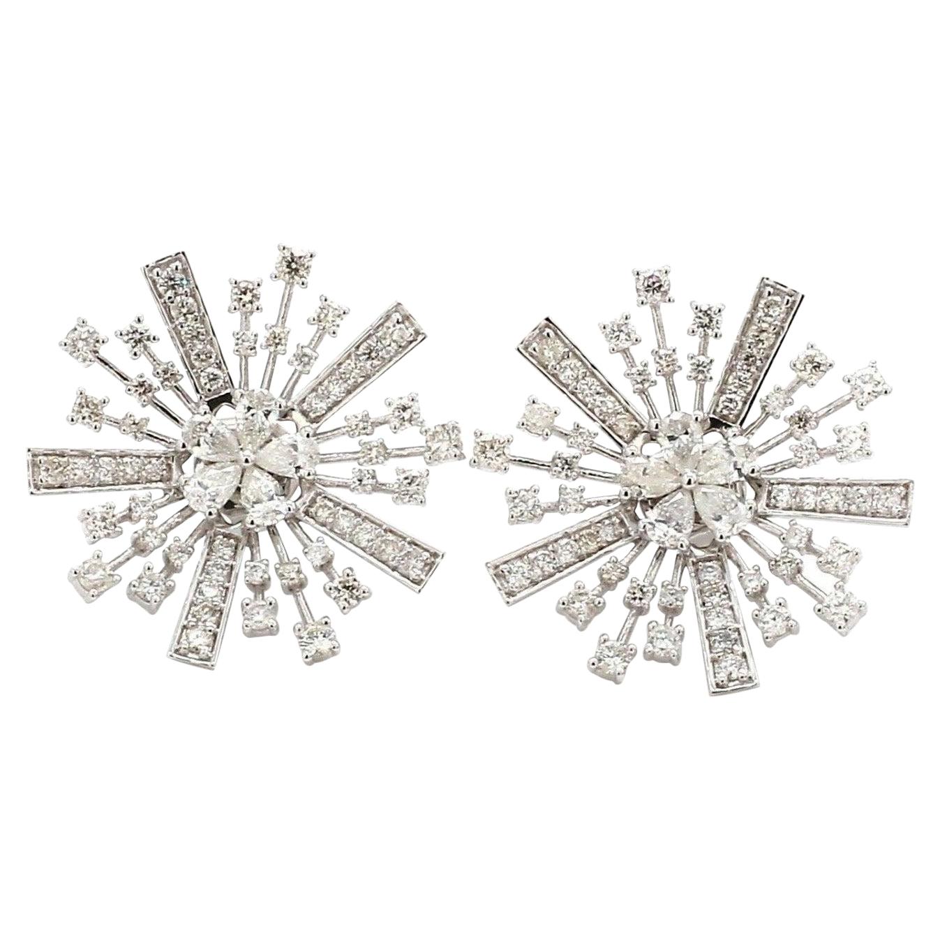 2.70 Carats Diamond Snowflakes 18 Karat Gold Stud Earrings