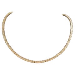 2.70 Carats F/VS1 Round Brilliant Diamonds Illusion Tennis Necklace In 18K Gold