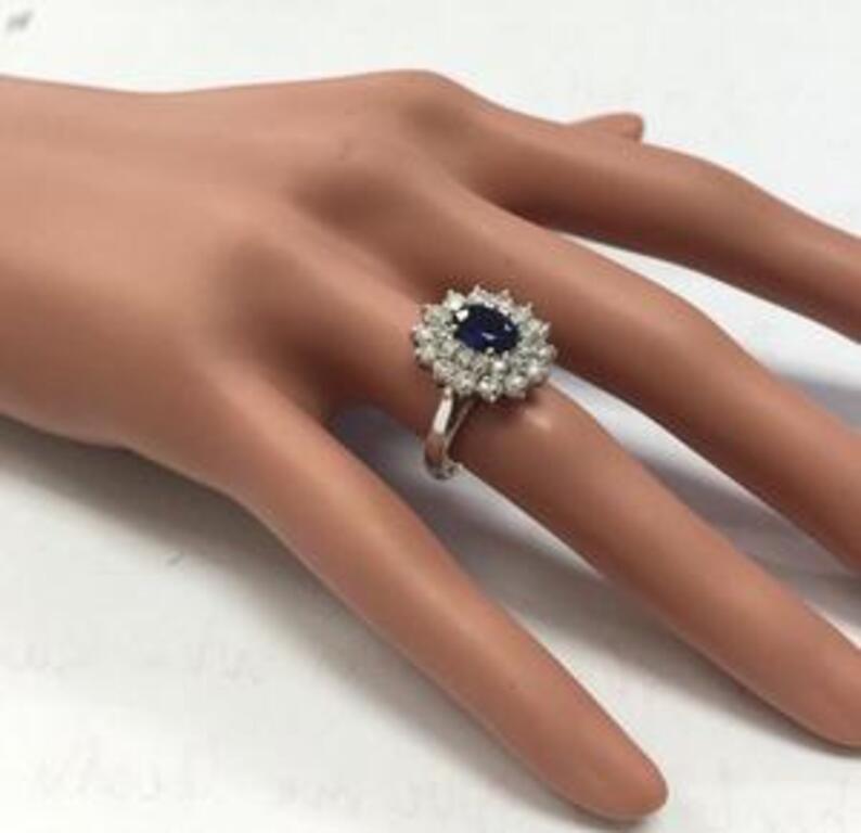 2.70 Carat Natural Blue Sapphire and Diamond 14 Karat Solid White Gold Ring For Sale 4