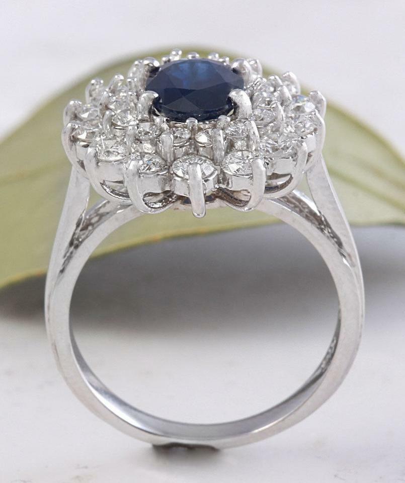 2.70 Carats Natural Blue Sapphire and Diamond 18K Solid White Gold Ring In New Condition For Sale In Los Angeles, CA