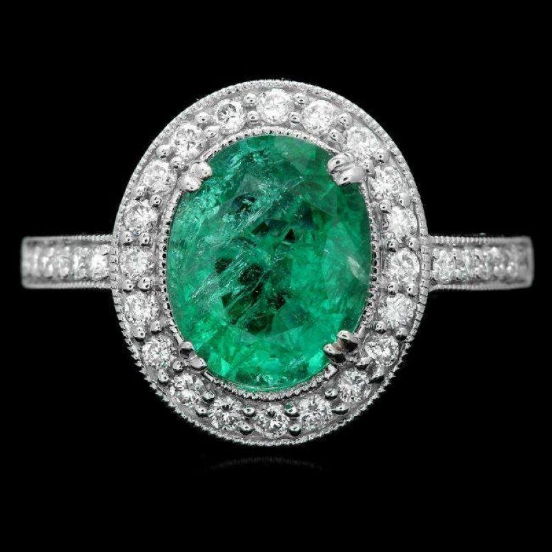 Mixed Cut 2.70 Carats Natural Emerald and Diamond 14K Solid White Gold Ring For Sale