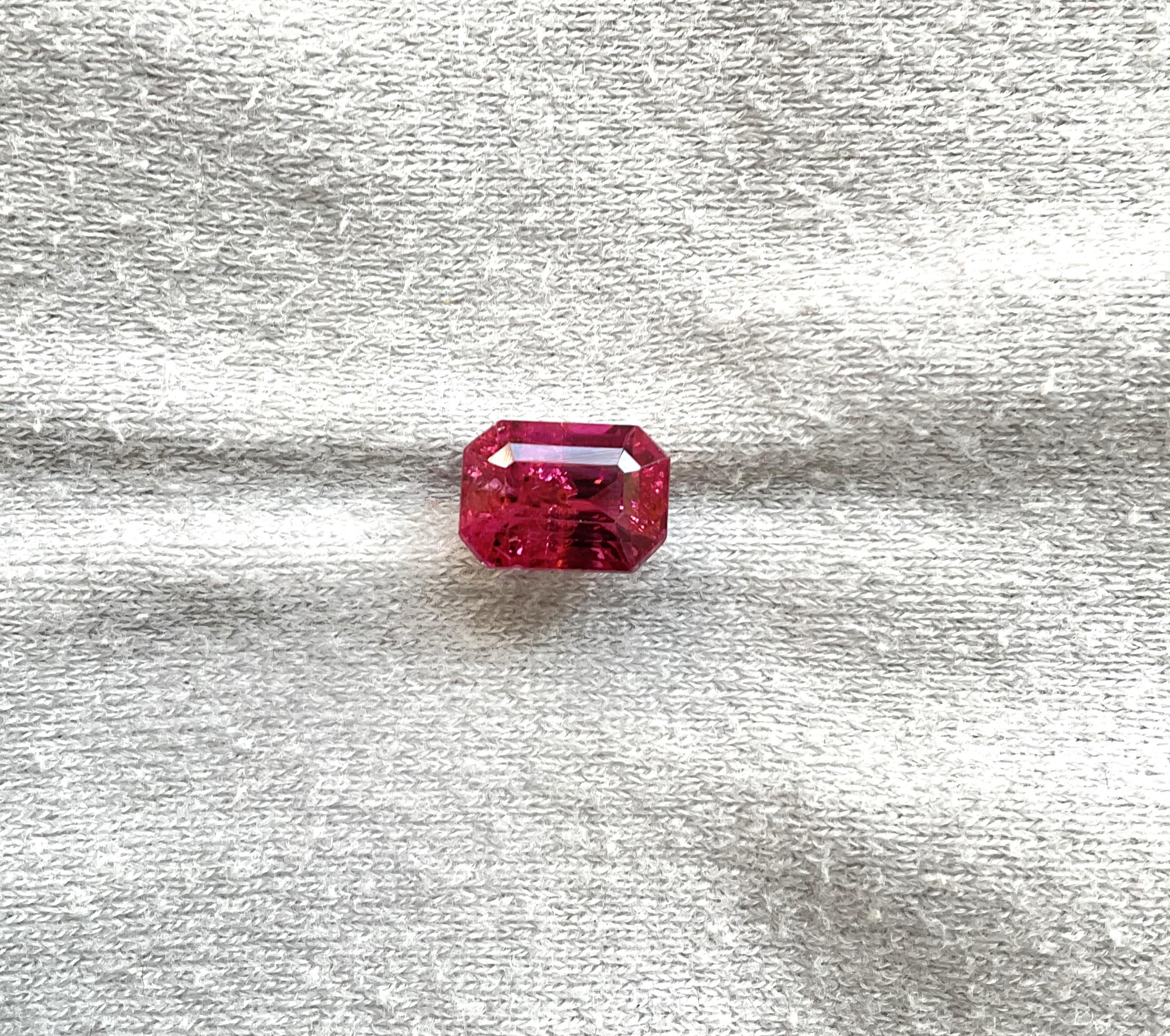 Art Deco 2.70 Carats red rubellite Tourmaline Octagon Cut stone For Jewelry Natural Gem For Sale
