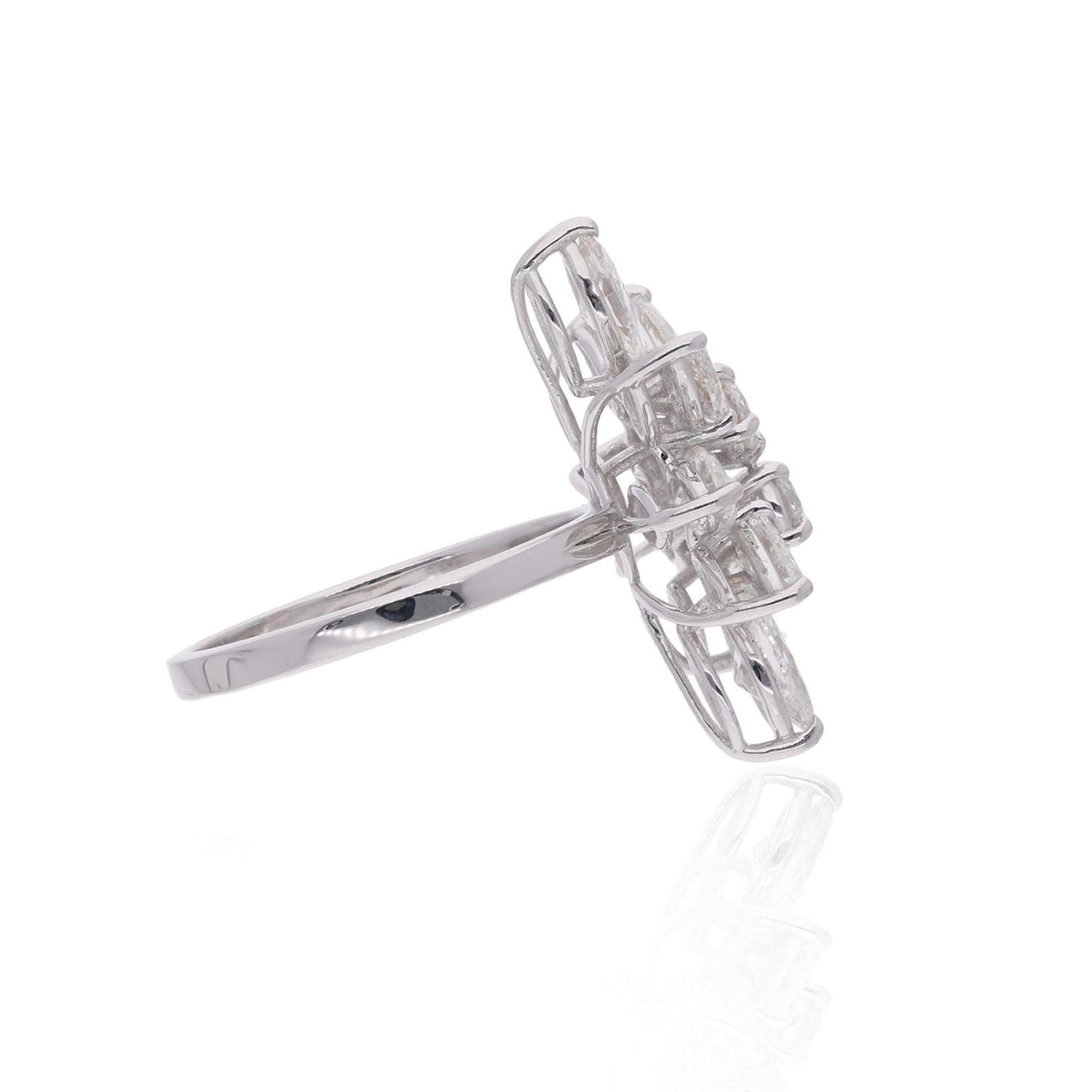 2.70 Carat Pear Marquise Round Diamond Ring 18 Karat White Gold Handmade Jewelry In New Condition For Sale In Diera, Dubai