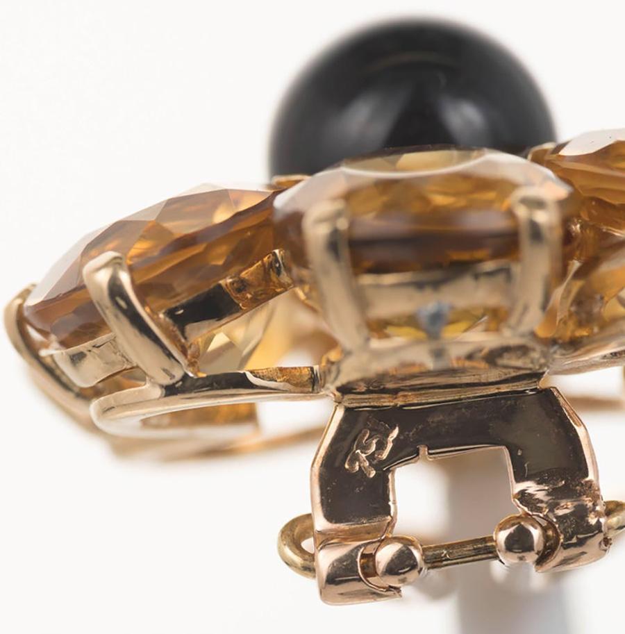 Boucles d'oreilles à clips à fleurs en or jaune avec onyx noir et citrine de 27,00 carats Bon état - En vente à Stamford, CT