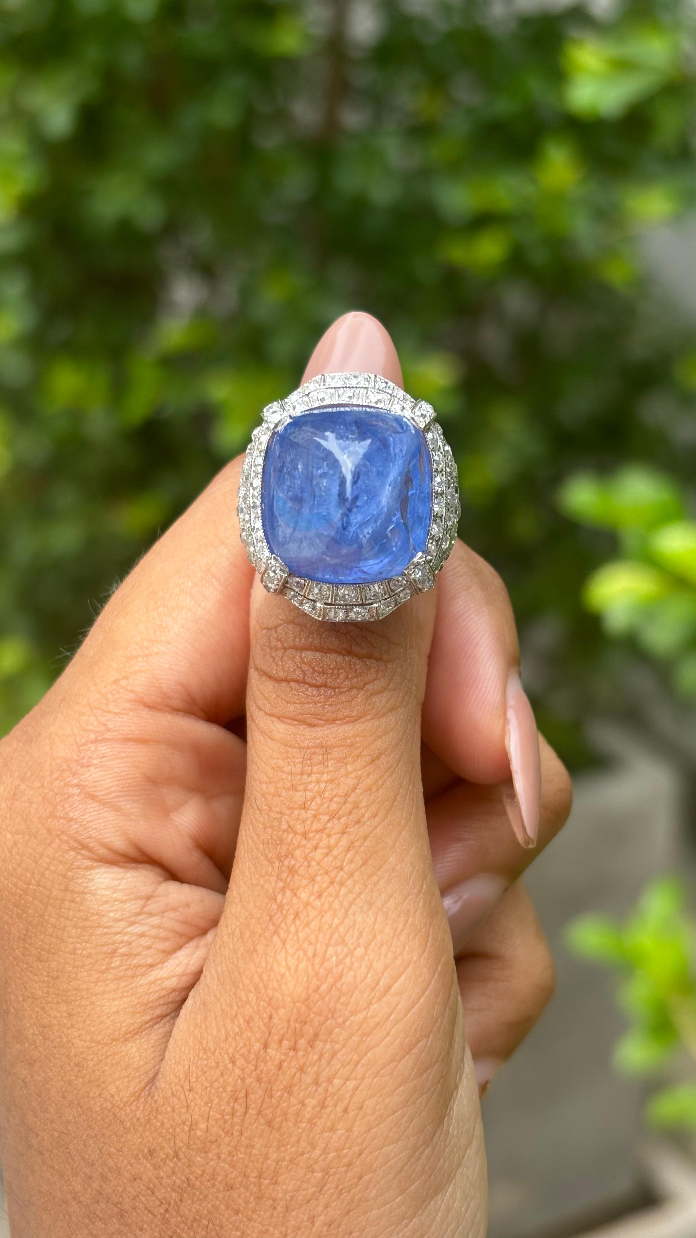 27,05ct No-Heat Sugarloaf Sapphire & OMC Diamond Art Deco Ring in 18K Weißgold für Damen oder Herren