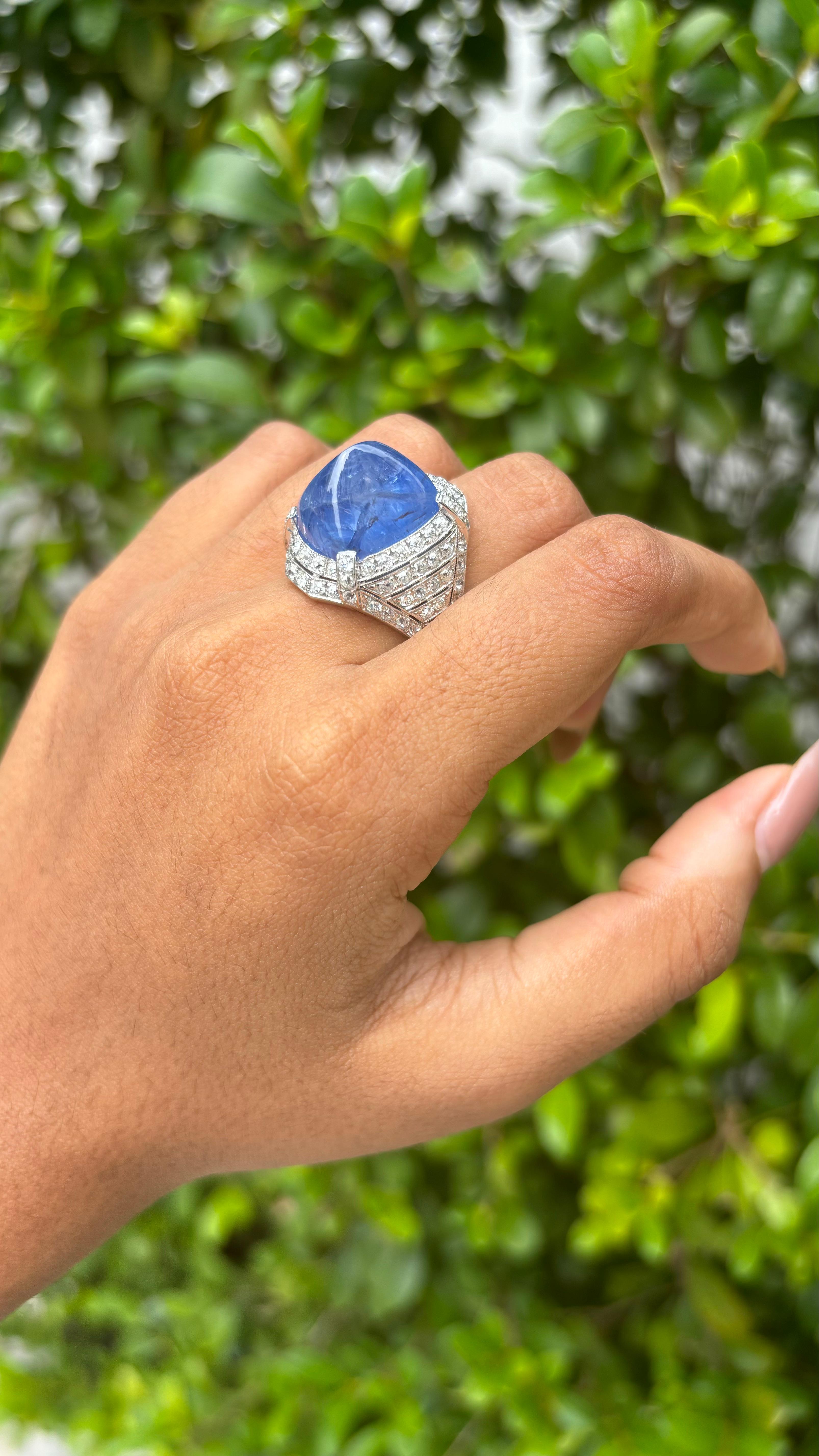27,05ct No-Heat Sugarloaf Sapphire & OMC Diamond Art Deco Ring in 18K Weißgold 3