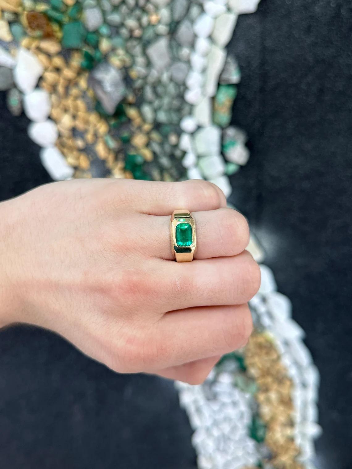 2.70ct AAA+ Rich Vivid Muzo Green Colombian Emerald-Emerald Cut Gold Gypsy Ring For Sale 1