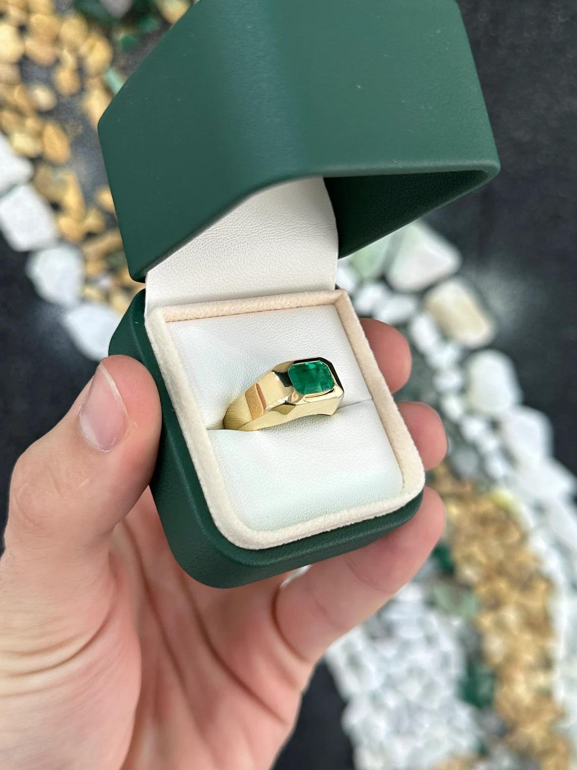 2.70ct AAA+ Rich Vivid Muzo Green Colombian Emerald-Emerald Cut Gold Gypsy Ring For Sale 3