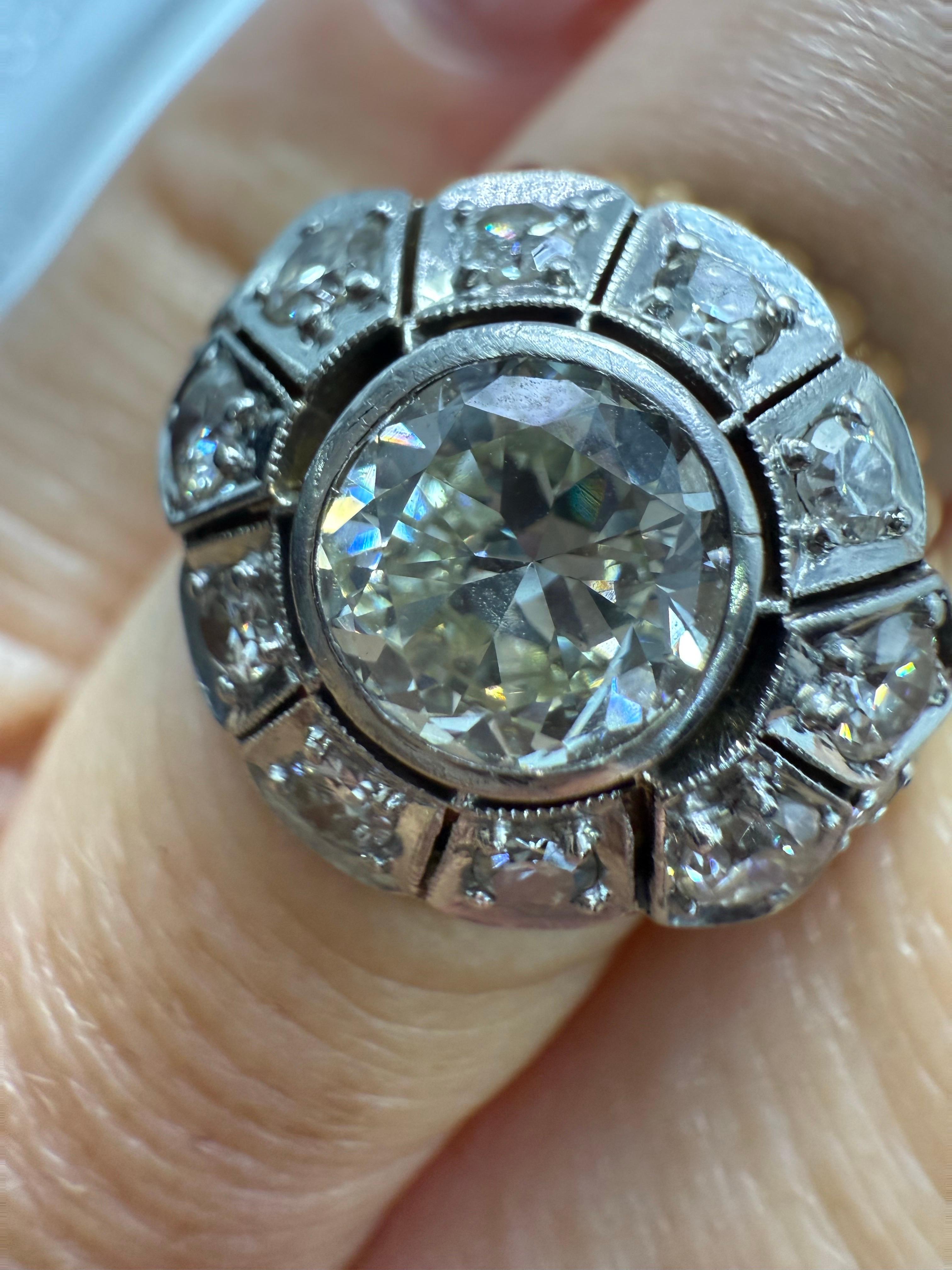 2,70ct Diamantring 18KT Gold antikes Design Jahr unbekannt im Angebot 2