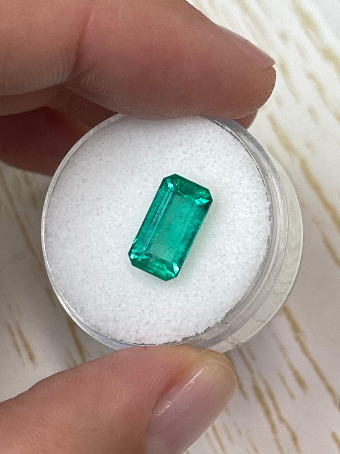 2.70ct Yellowish Elongated Emerald Cut Colombian Gem: 11.4x6 Genuine May In New Condition For Sale In Jupiter, FL