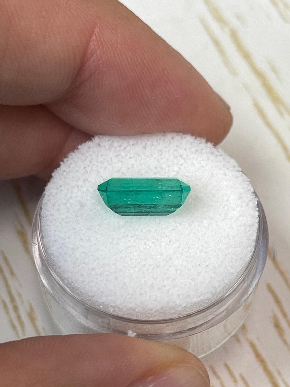 Women's or Men's 2.70ct Yellowish Elongated Emerald Cut Colombian Gem: 11.4x6 Genuine May For Sale