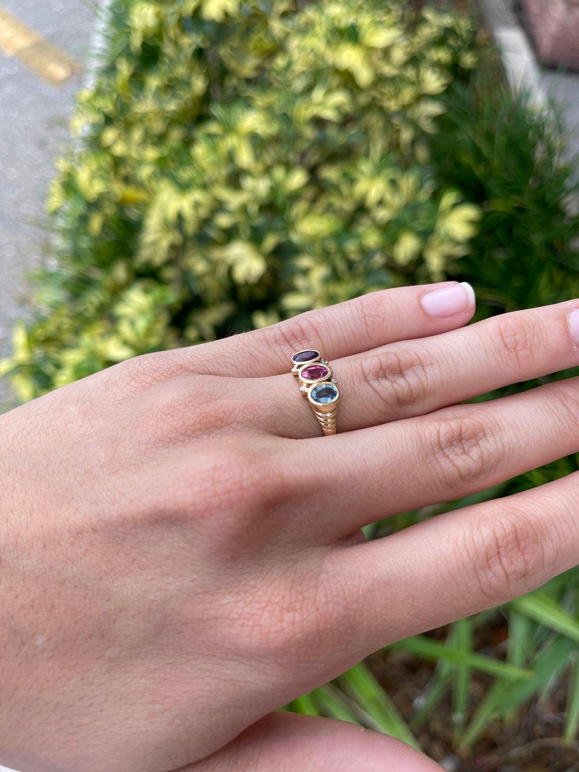 2.70tcw 14K Amethyst Multi-Stone Cocktail Ring In New Condition For Sale In Jupiter, FL