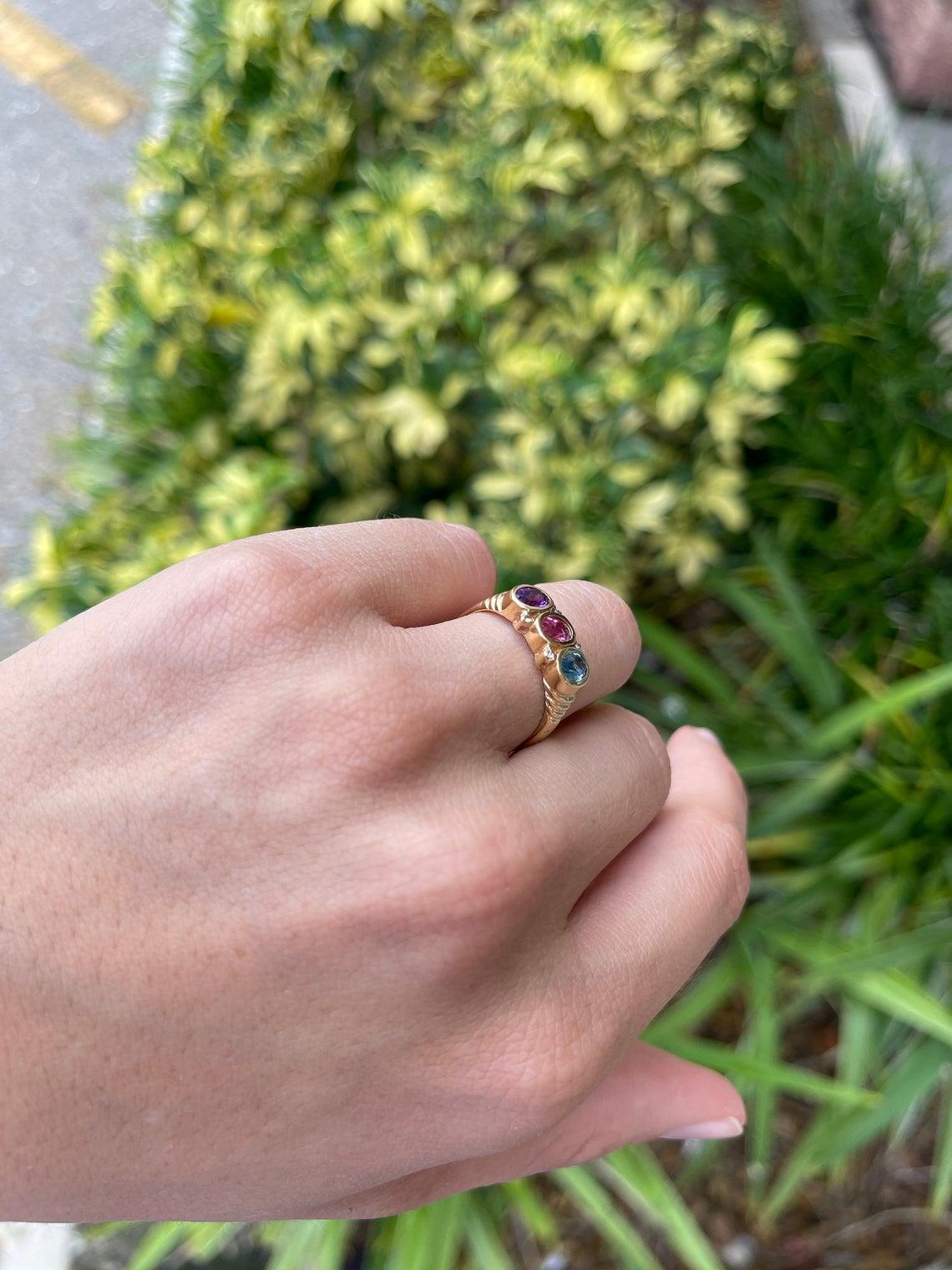 Anello Cocktail con Ametista Multipietra 2,70tcw 14K in vendita 1