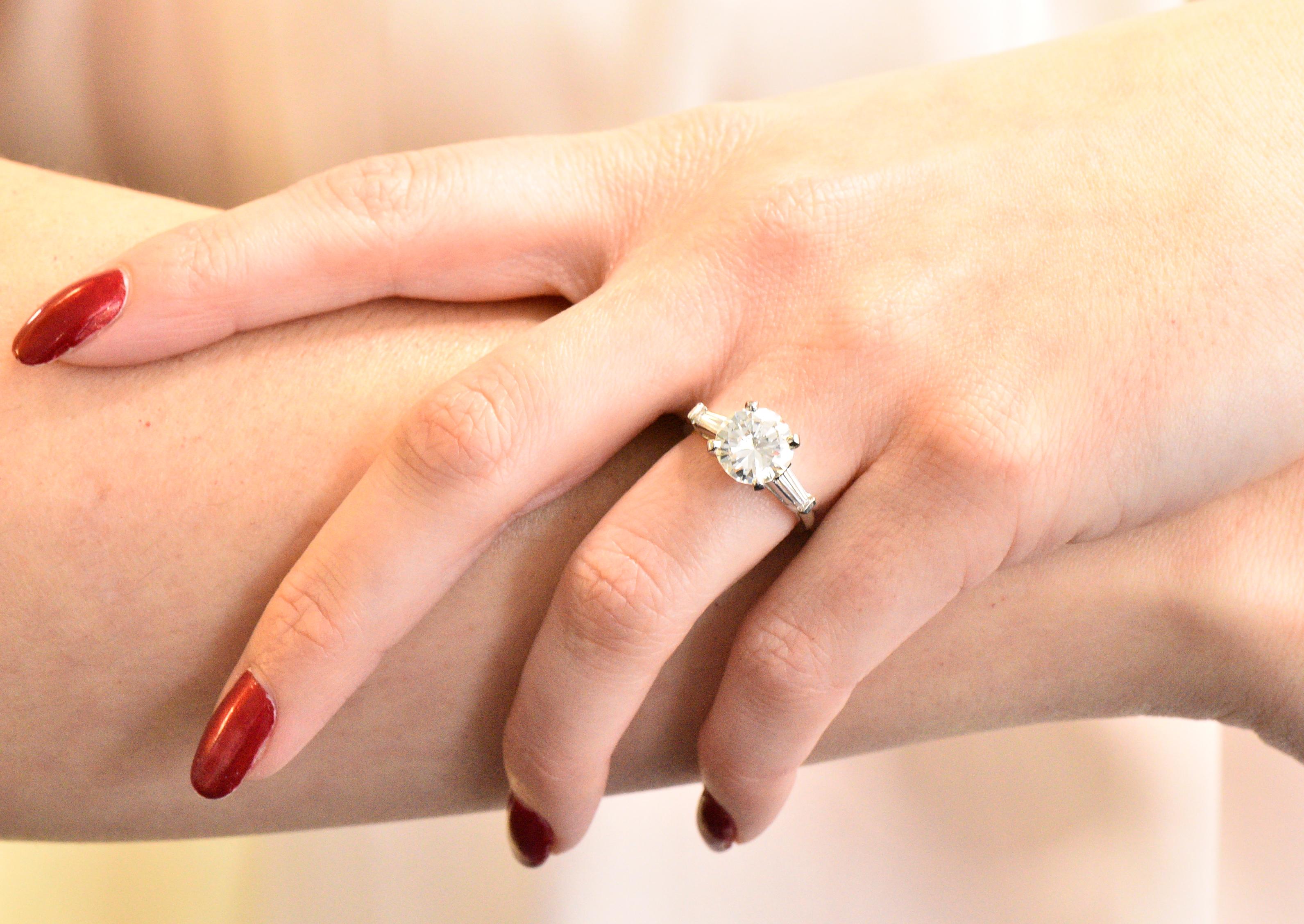 2.71 Carat Brilliant Diamond Platinum Engagement Ring GIA 2