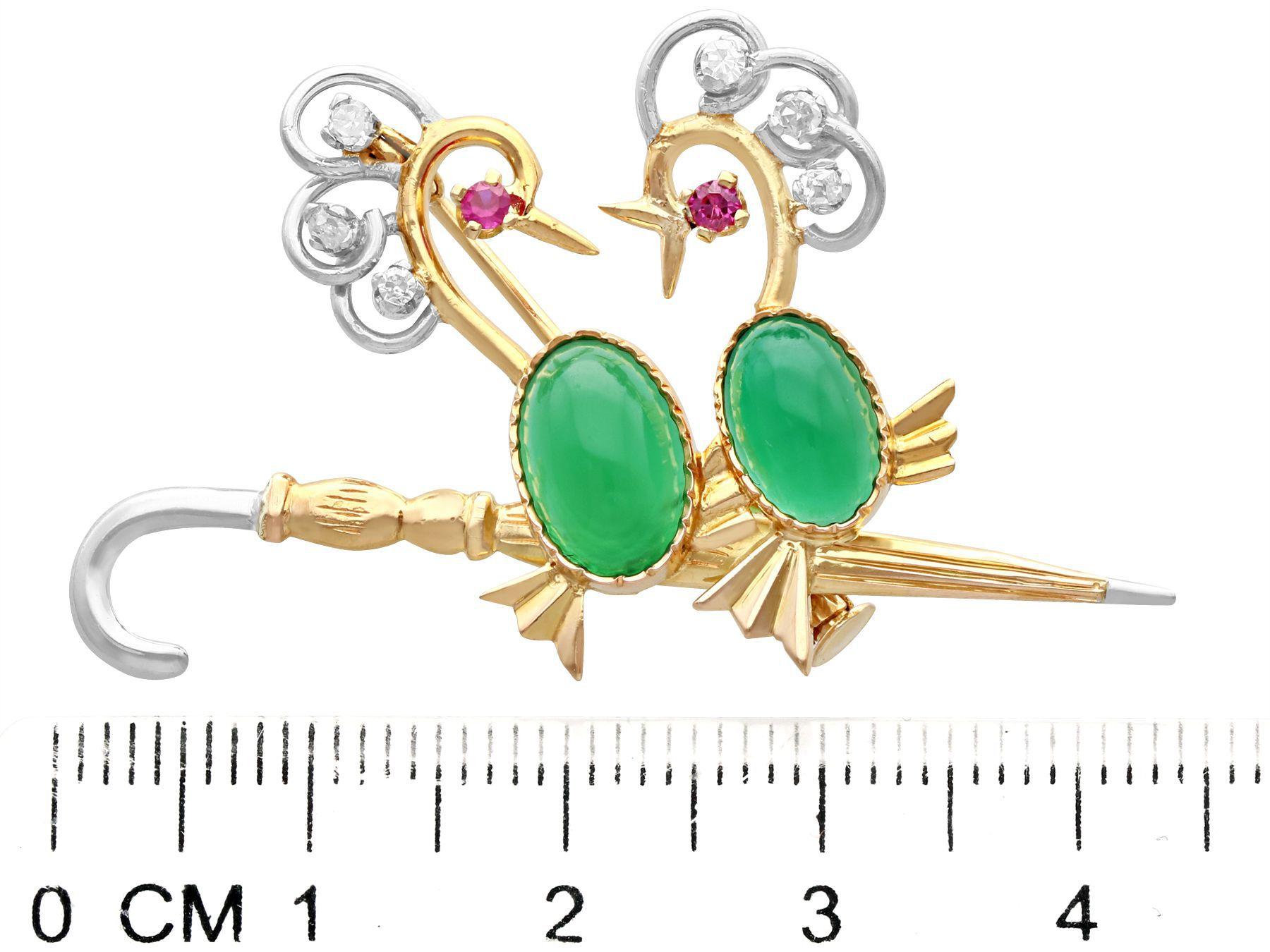 2.71 Carat Cabochon Cut Chrysoprase Diamond and Ruby 18k Yellow Gold Brooch For Sale 2