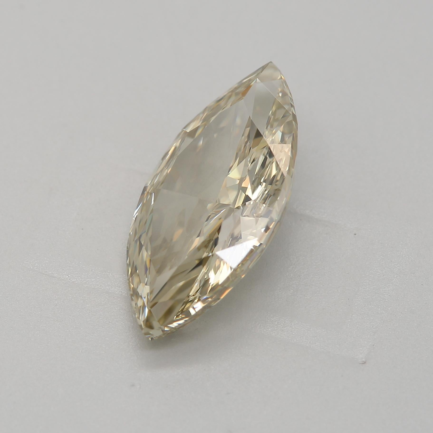 ***100% NATÜRLICHE FANCY-DIAMANTEN***

Diamant Details

➛ Form: Marquise
➛ Farbgrad: Fancy Bräunlich Grünlich Gelb
➛ Karat: 2,71
➛ Klarheit: VVS2
➛ GIA zertifiziert 

^MERKMALE DES DIAMANTEN^

Unser 2,71-Karat-Diamant ist ein großer Edelstein, der