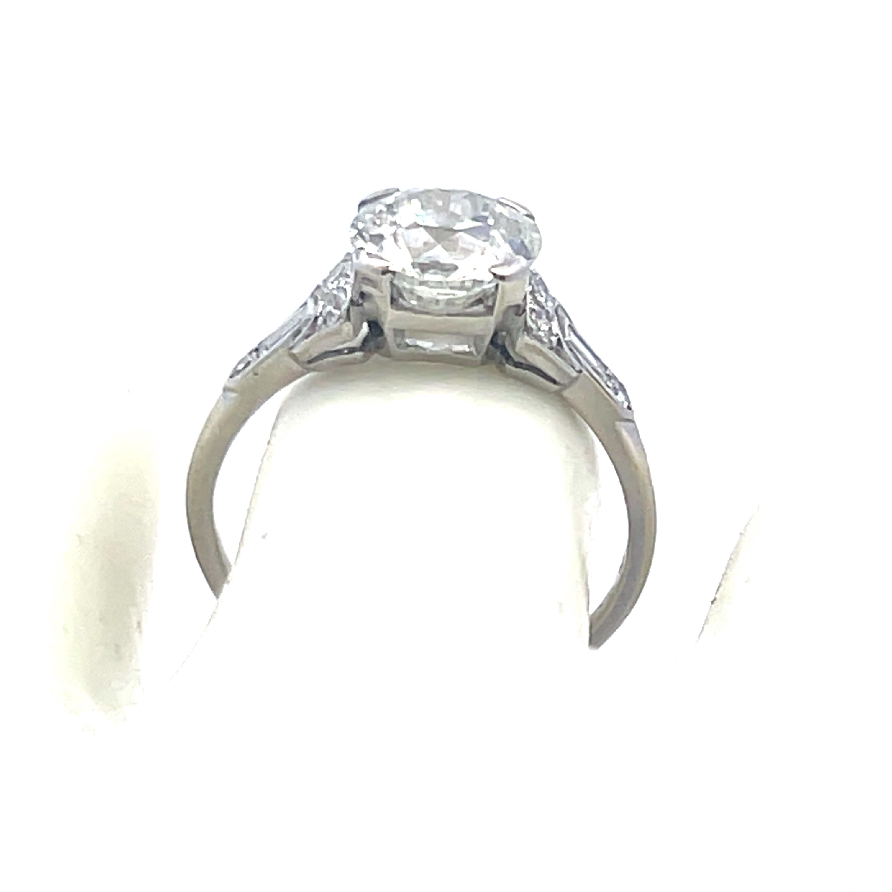 2.71 Carat Old European Cut and Emerald Cut Diamond Platinum Art Deco Ring For Sale 6