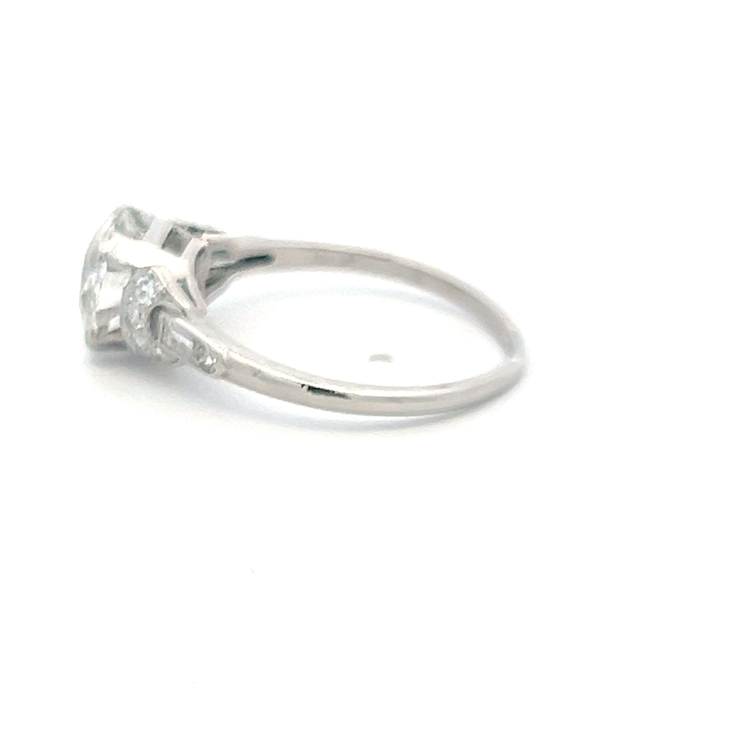 2.71 Carat Old European Cut and Emerald Cut Diamond Platinum Art Deco Ring For Sale 3