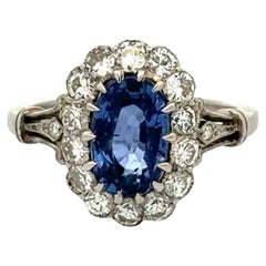 Bague vintage en platine avec saphir ovale de 2,71 carats et diamant OEC