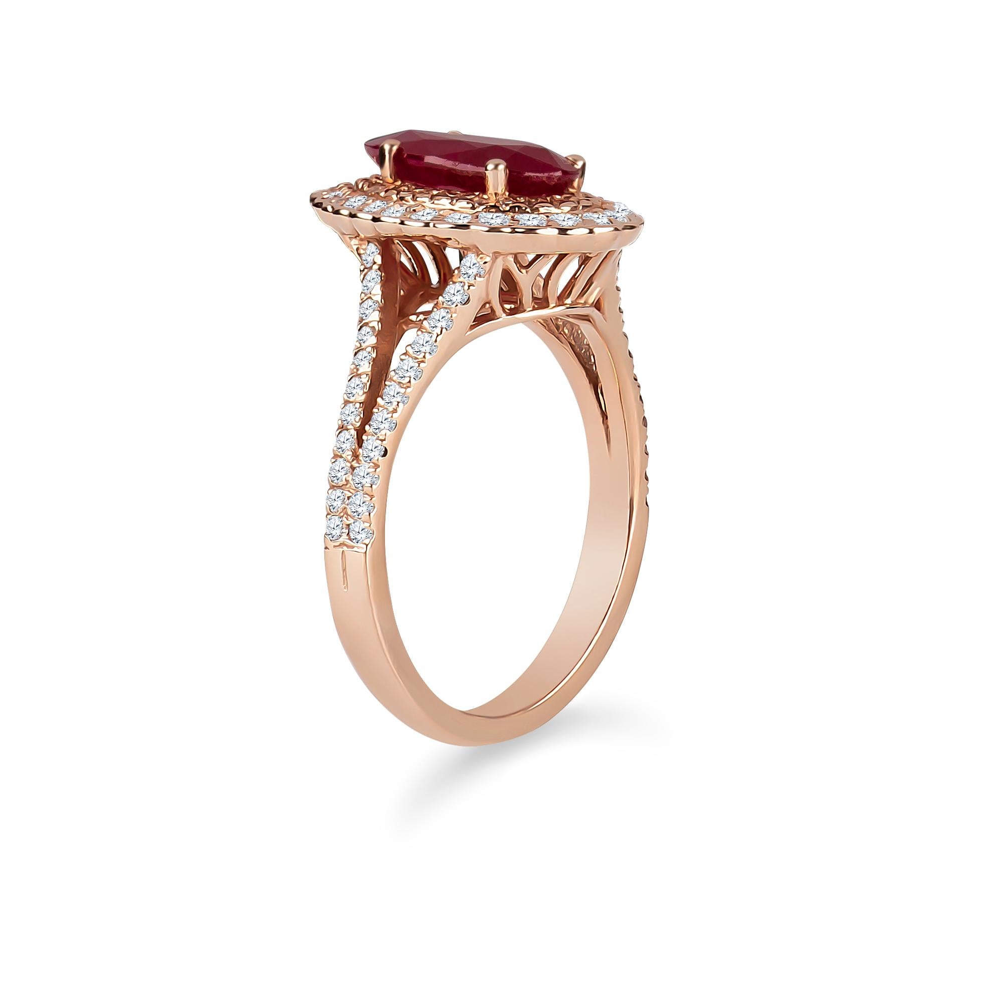 2.71 Carat Pear Shape Ruby with 0.96 Carat Round Brilliant Diamonds in Halo Ring (Tropfenschliff)