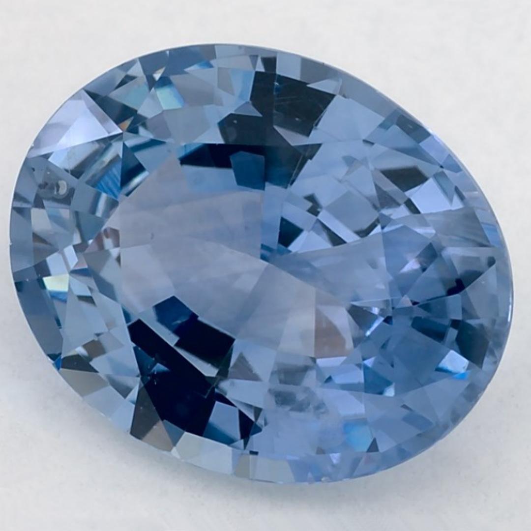 Ein sehr wertvoller September-Geburtsstein mit einer bezaubernden blauen Farbe. Man glaubt, dass sie dem Leben Glück und Reichtum bringen.

Entdecken Sie die lebendige Kollektion von Smaragden, Rubinen und Saphiren in unserem Geschäft, die als lose