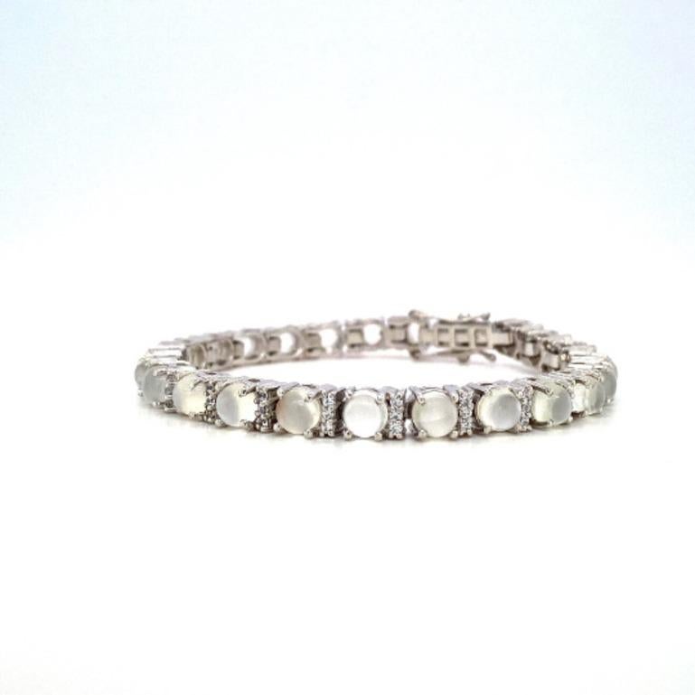 Modern 27.10 Carat Moonstone Zircon Tennis Bracelet in Sterling Silver for Engagement For Sale