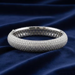 27.19 Carat SI Clarity HI Color Diamond Pave Bangle Bracelet 18 karat White Gold